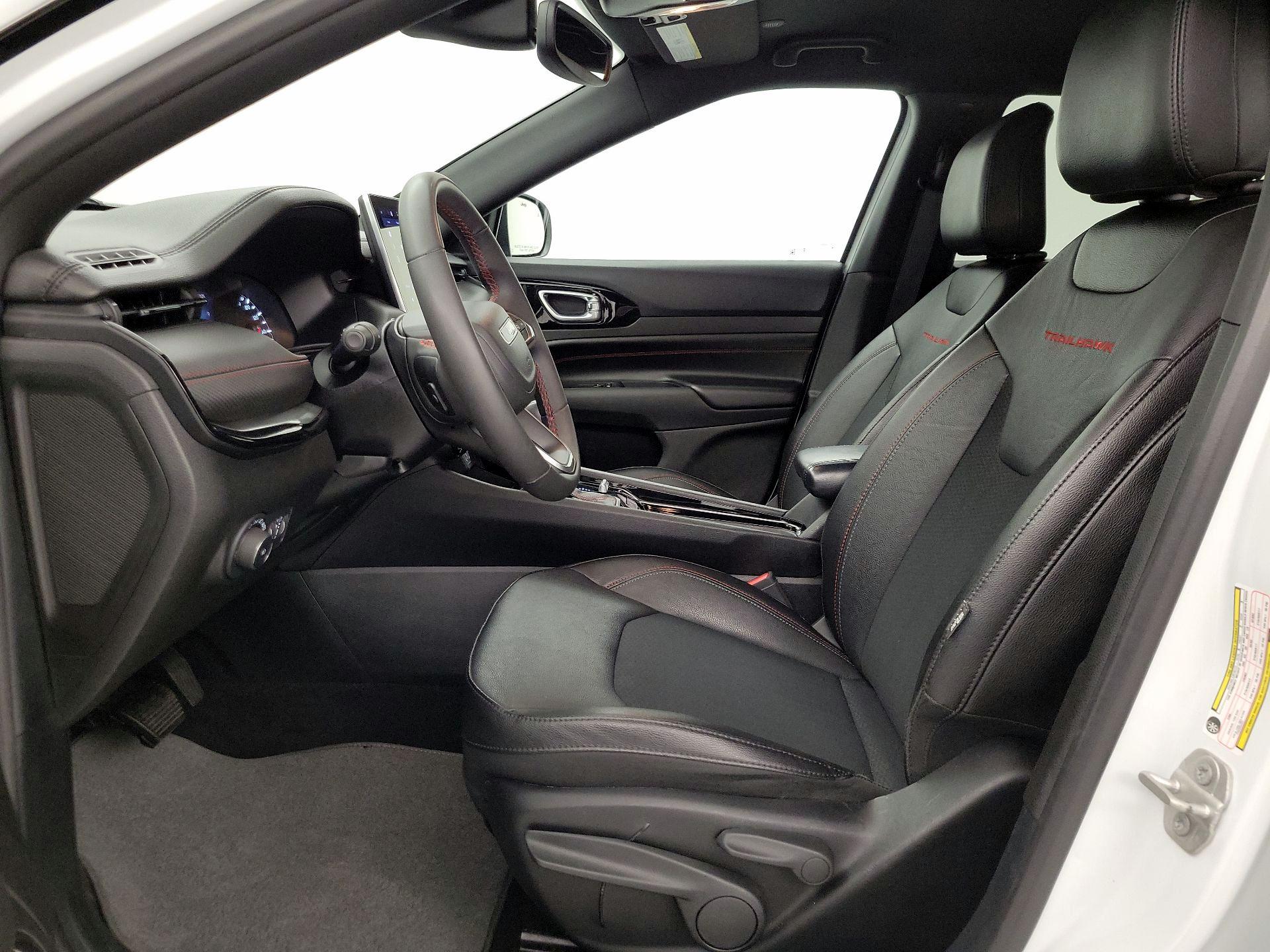 Thumbnail: 2024 Jeep Compass - 11