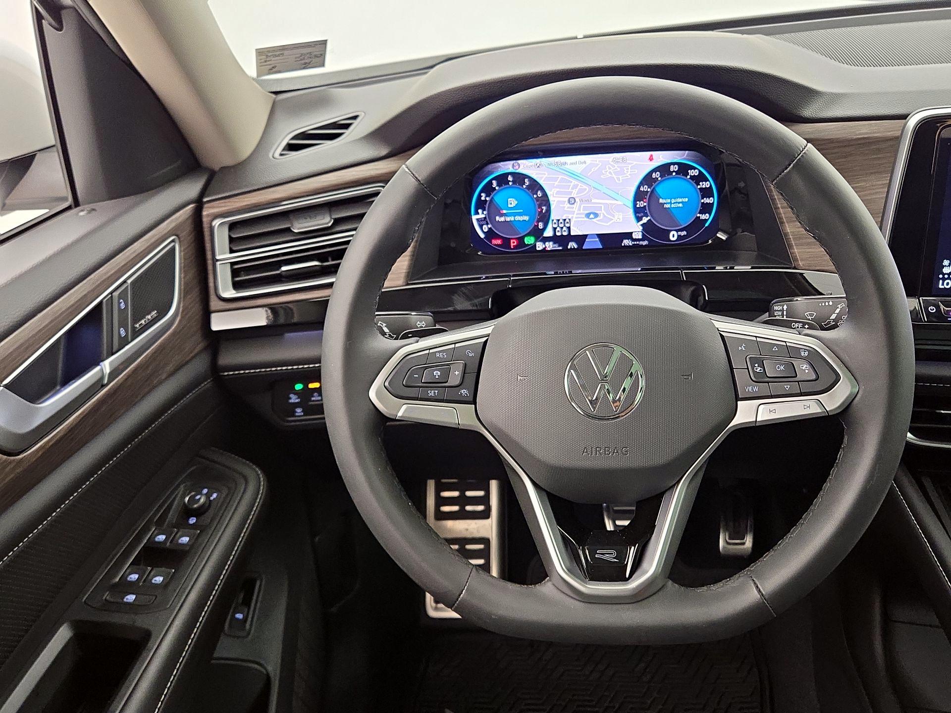 Thumbnail: 2026 Volkswagen Atlas - 10