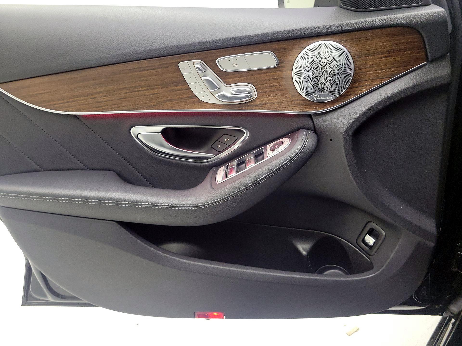 Thumbnail: 2020 Mercedes-Benz C-Class - 10