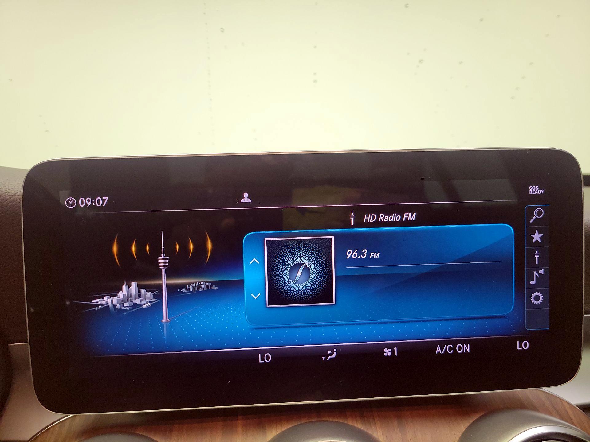 Thumbnail: 2020 Mercedes-Benz C-Class - 13