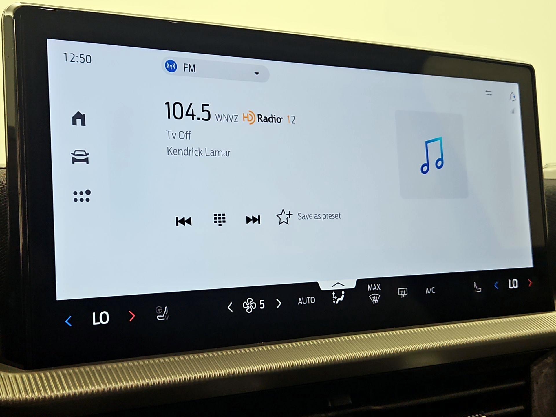 Thumbnail: 2026 Ford Explorer - 15