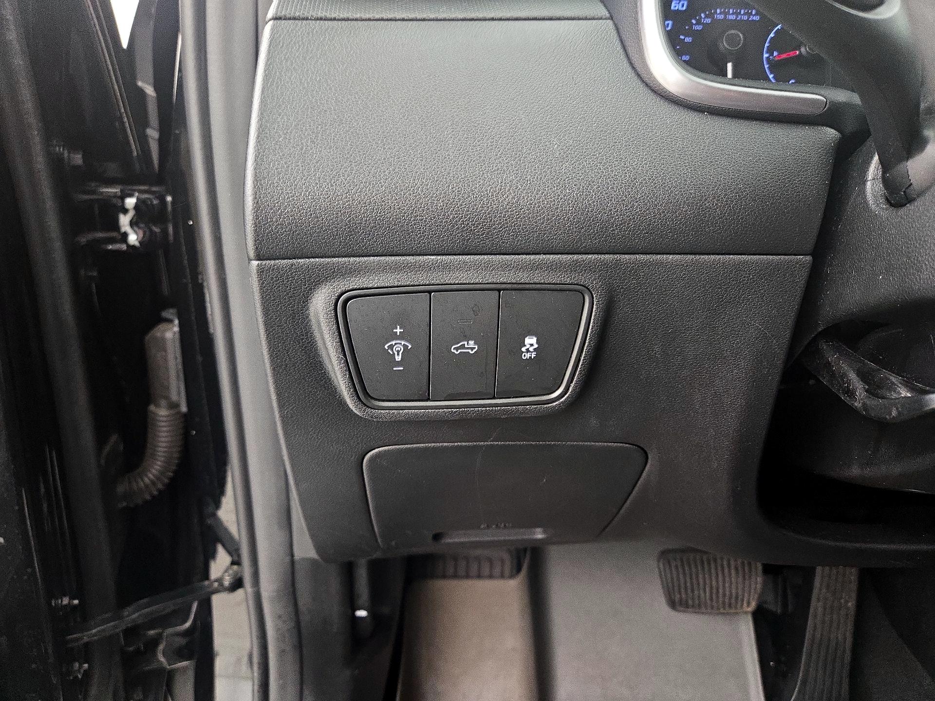 Thumbnail: 2022 Hyundai Santa Cruz - 13