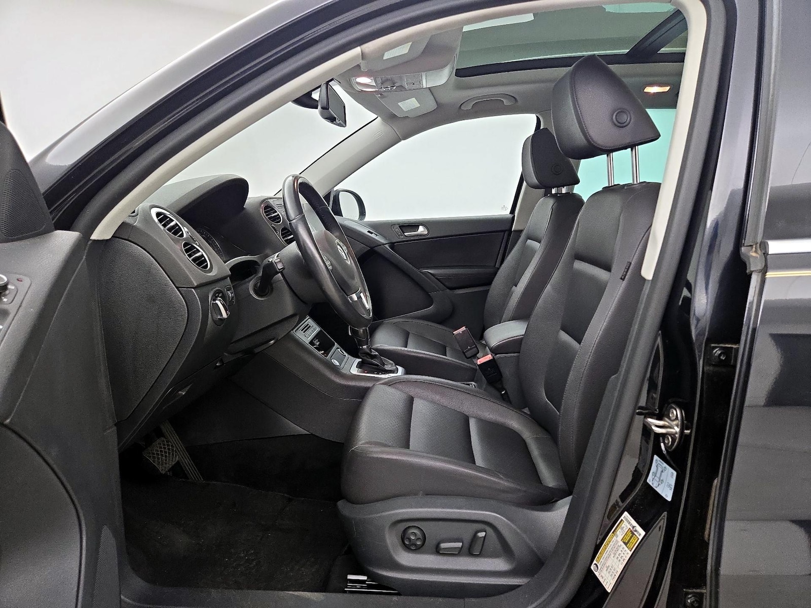 2017 Volkswagen Tiguan Wolfsburg Edition - Photo 12