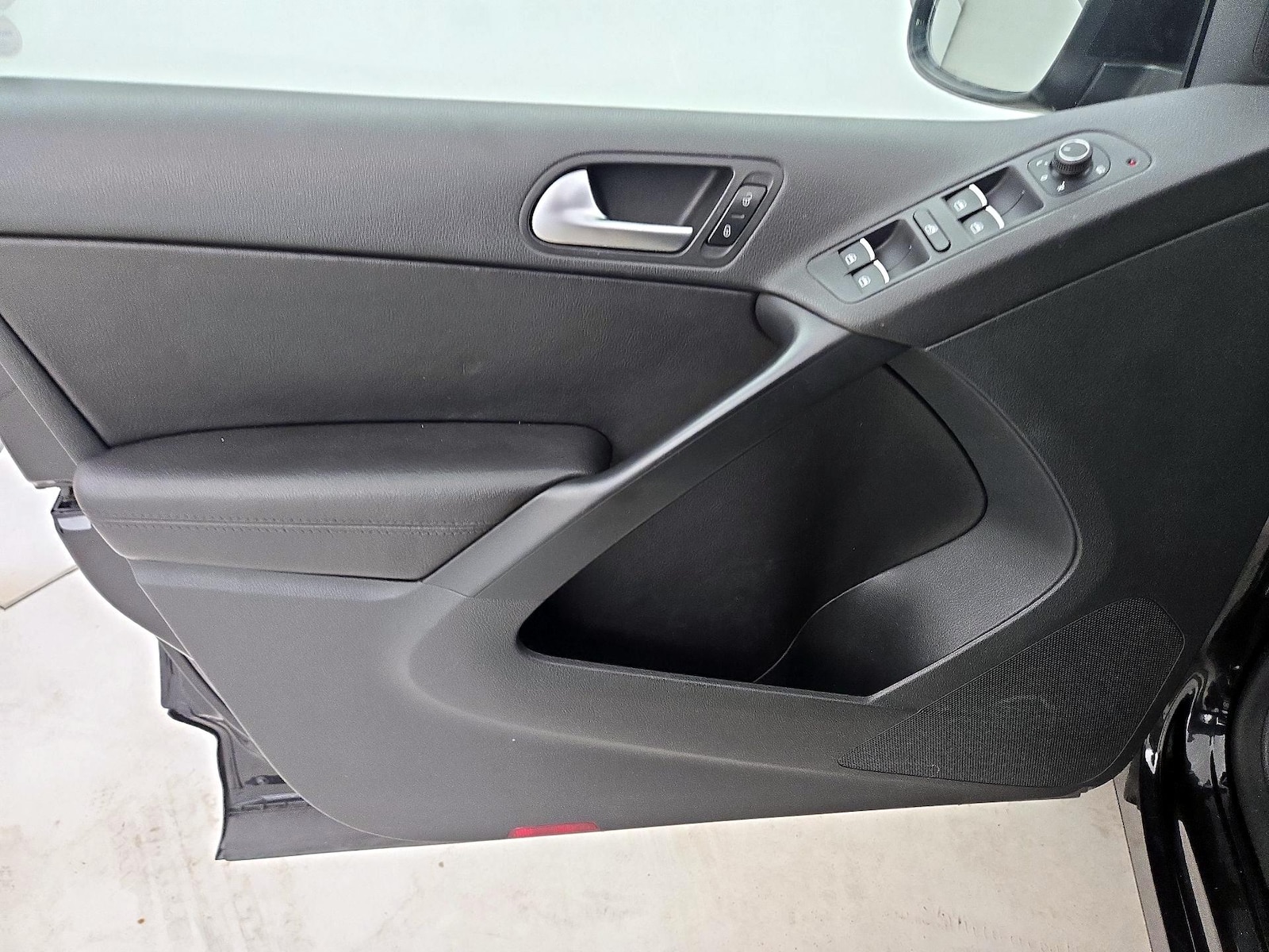2017 Volkswagen Tiguan Wolfsburg Edition - Photo 13