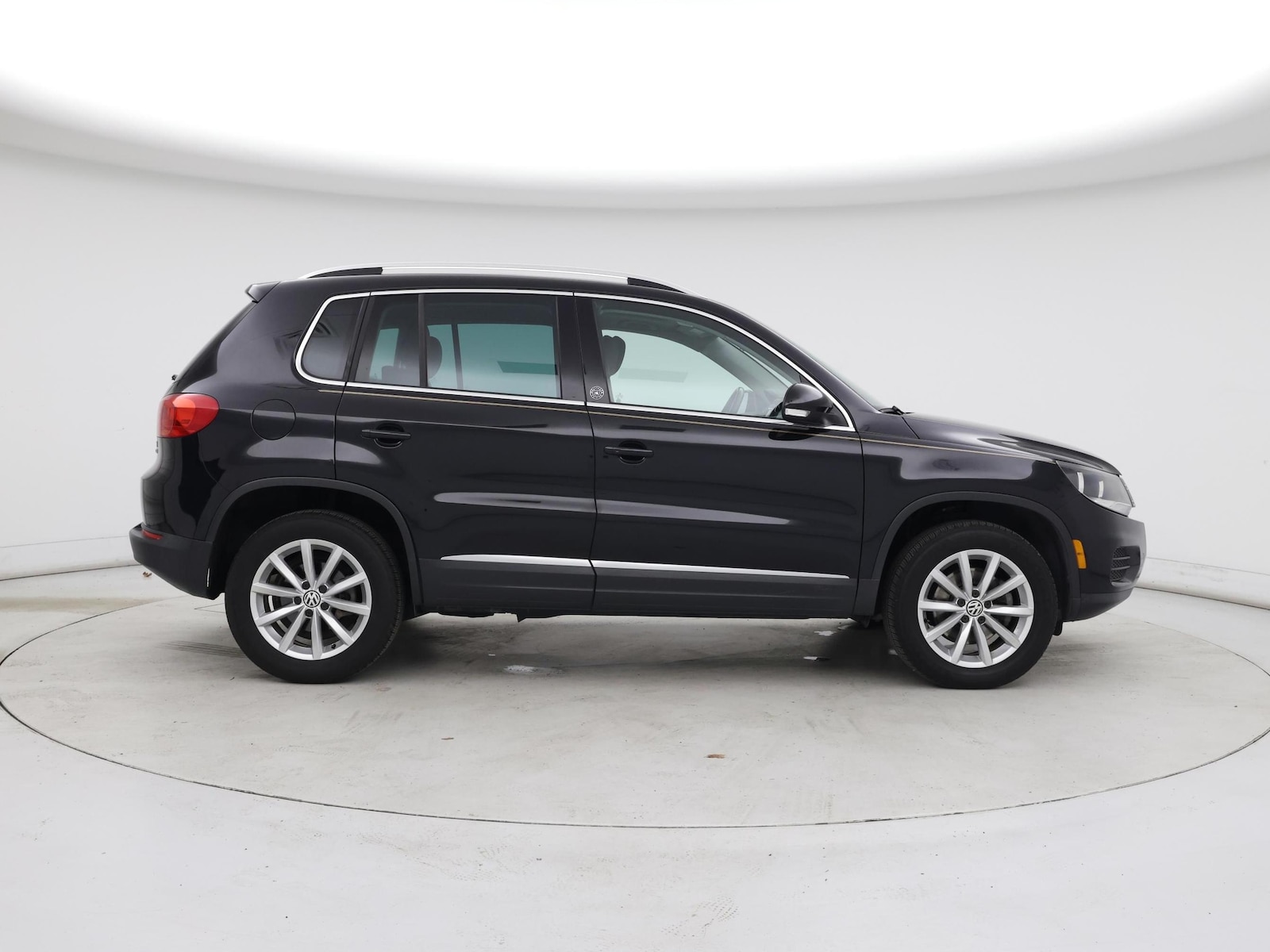 2017 Volkswagen Tiguan Wolfsburg Edition - Photo 8