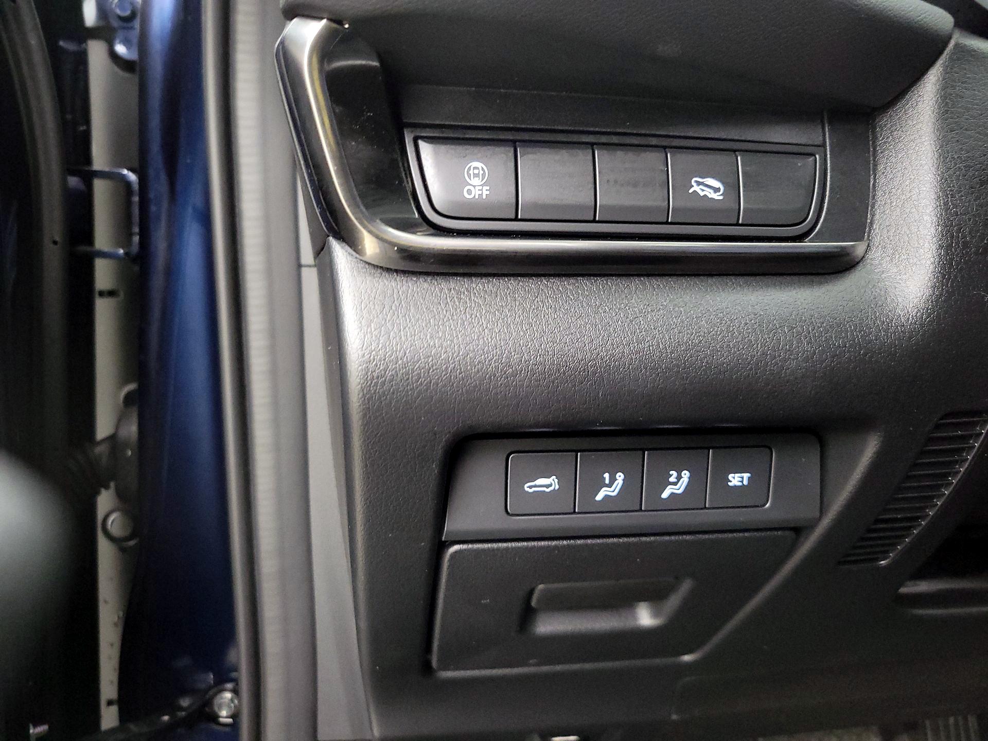 Thumbnail: 2023 Mazda CX-30 - 13