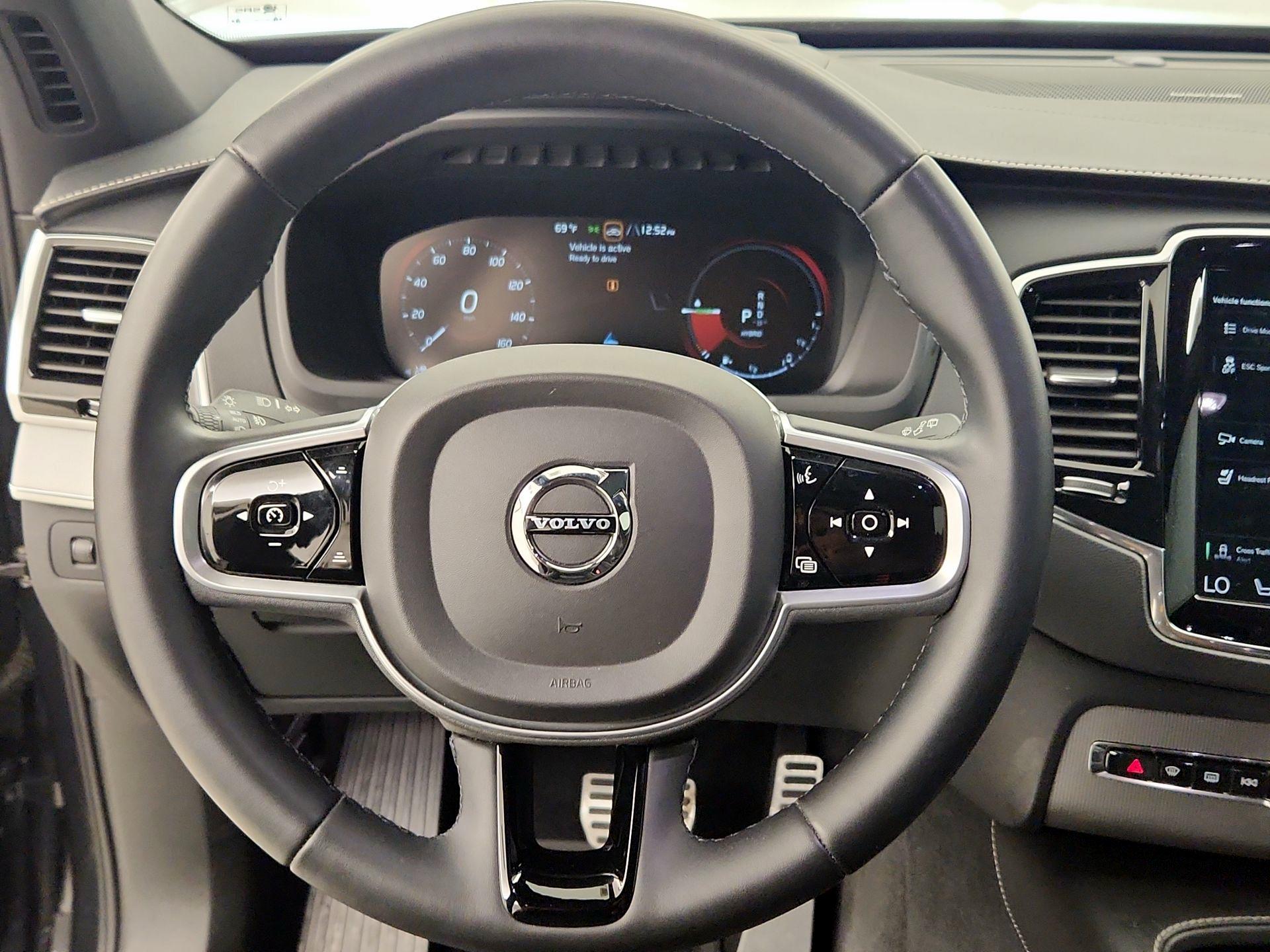 Thumbnail: 2022 Volvo XC90 - 10