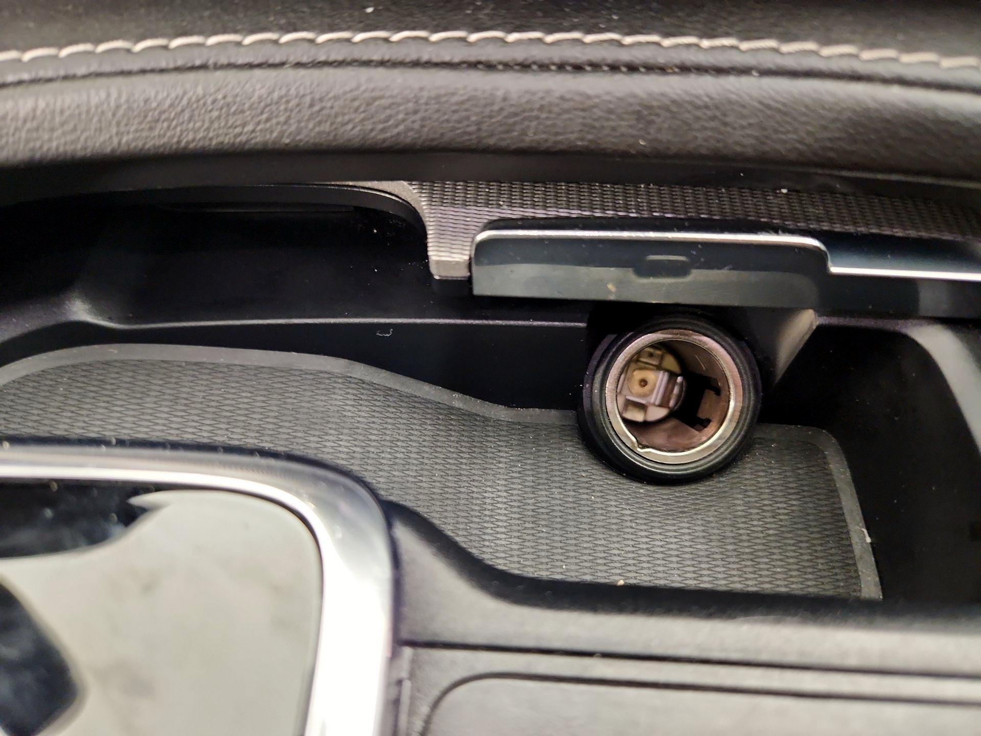 Thumbnail: 2022 Volvo XC90 - 18