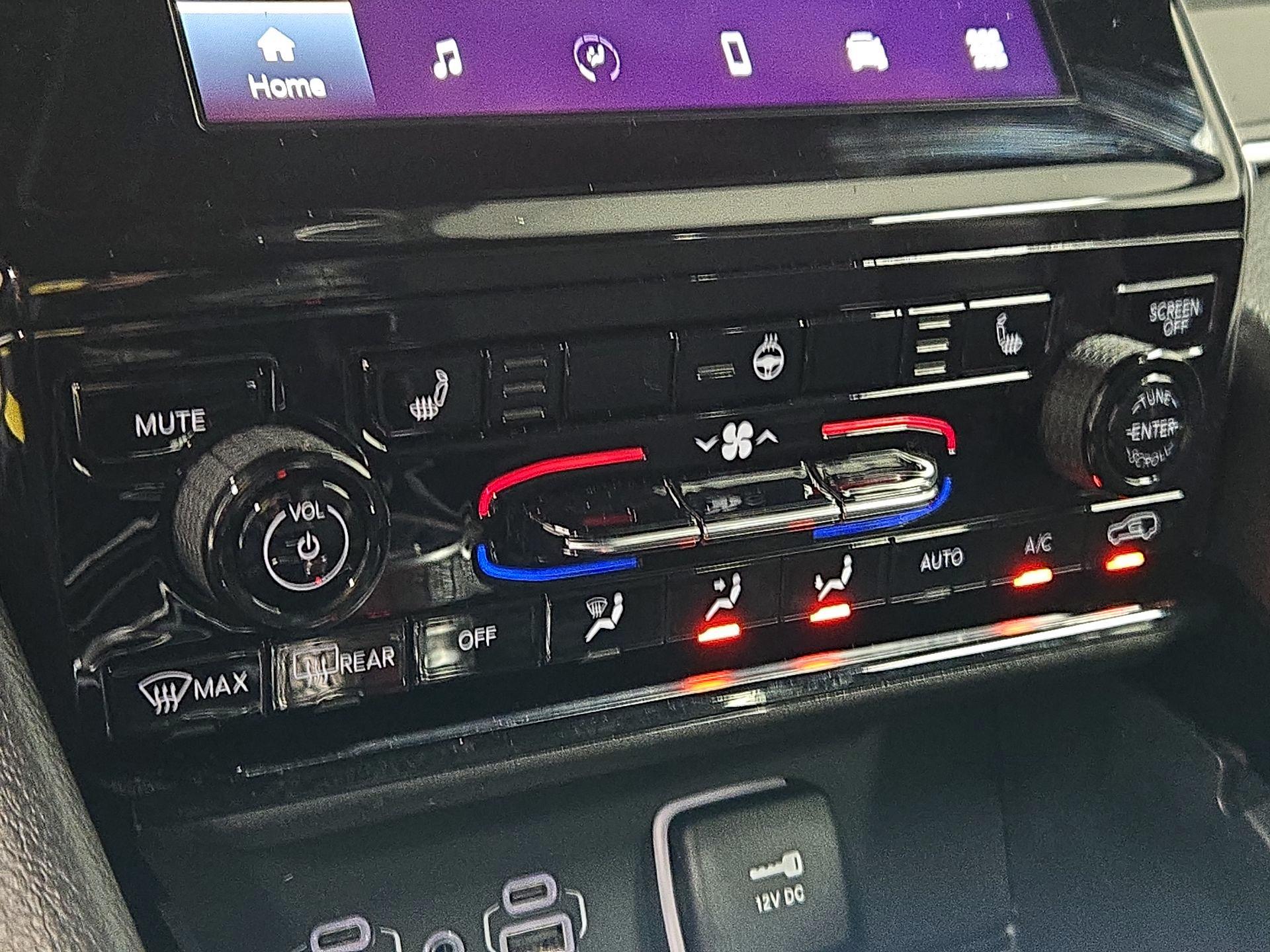 Thumbnail: 2023 Jeep Grand Cherokee - 16