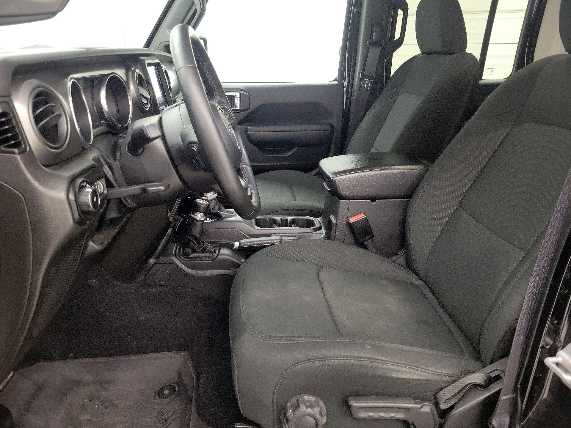 Thumbnail: 2022 Jeep Wrangler - 11