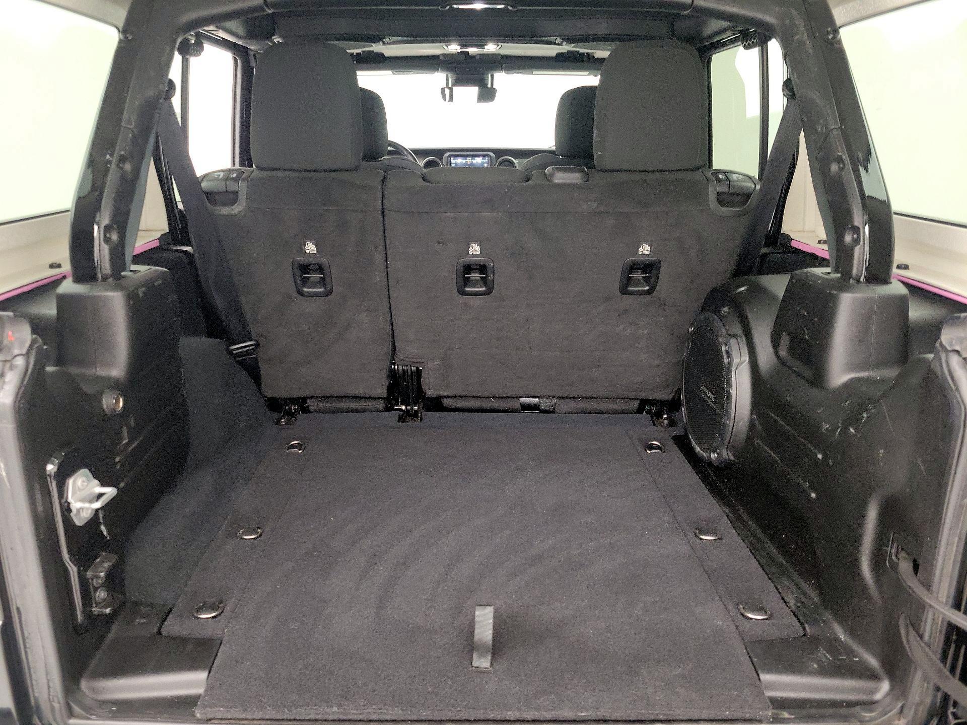 Thumbnail: 2022 Jeep Wrangler - 20