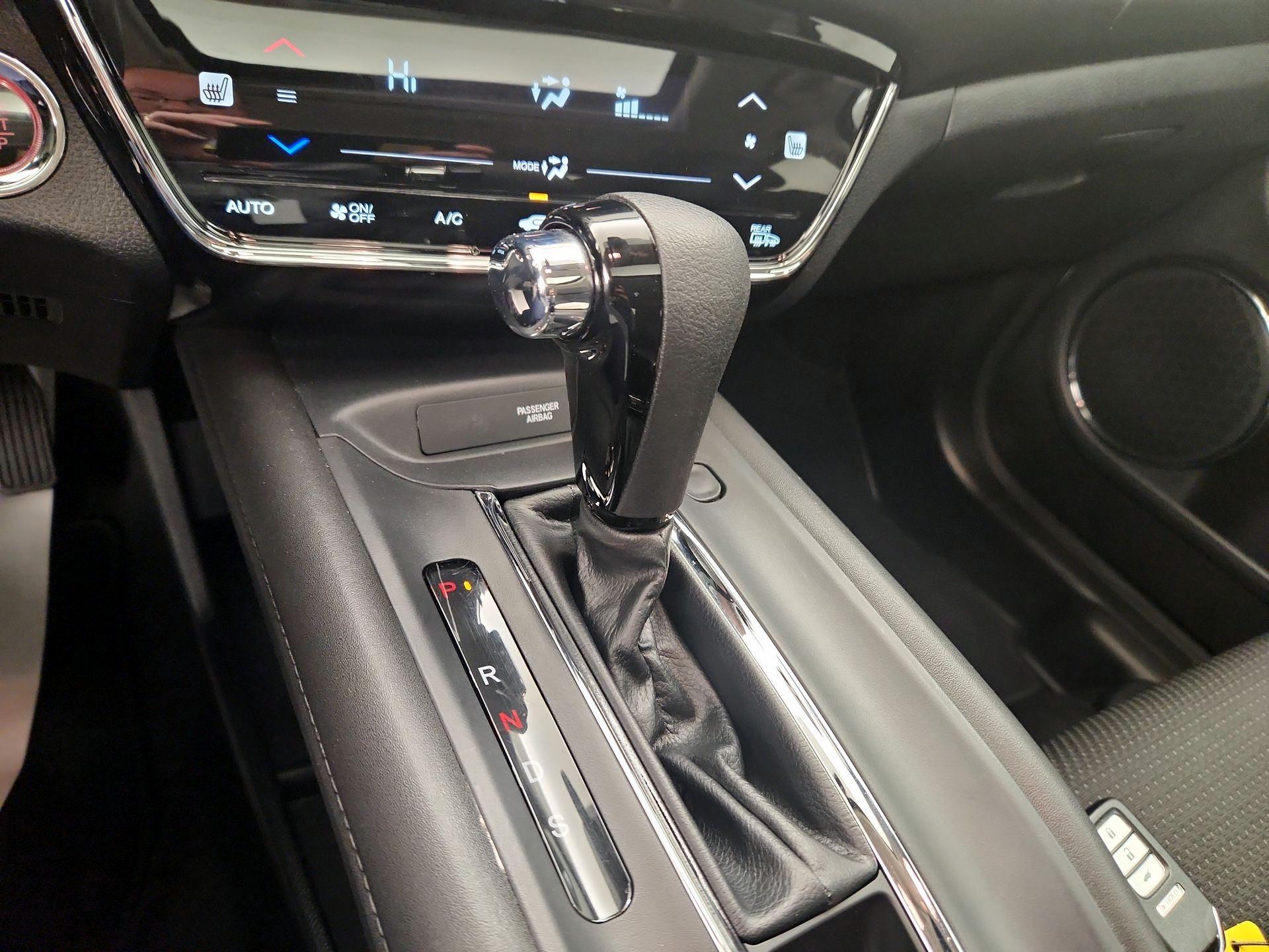 Thumbnail: 2022 Honda HR-V - 15