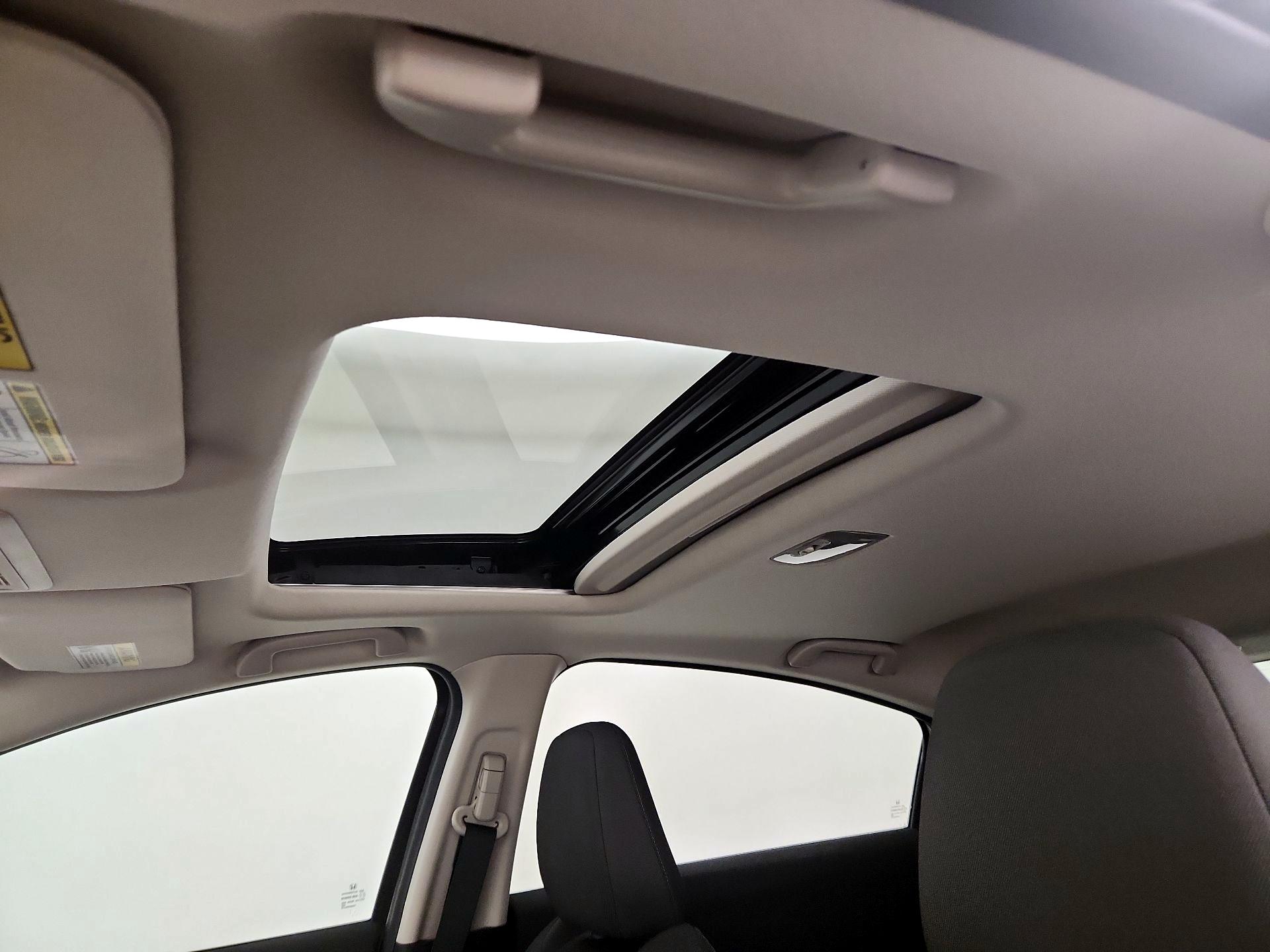 Thumbnail: 2022 Honda HR-V - 17