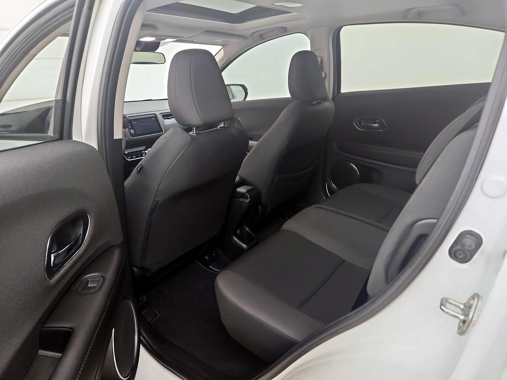 Thumbnail: 2022 Honda HR-V - 18