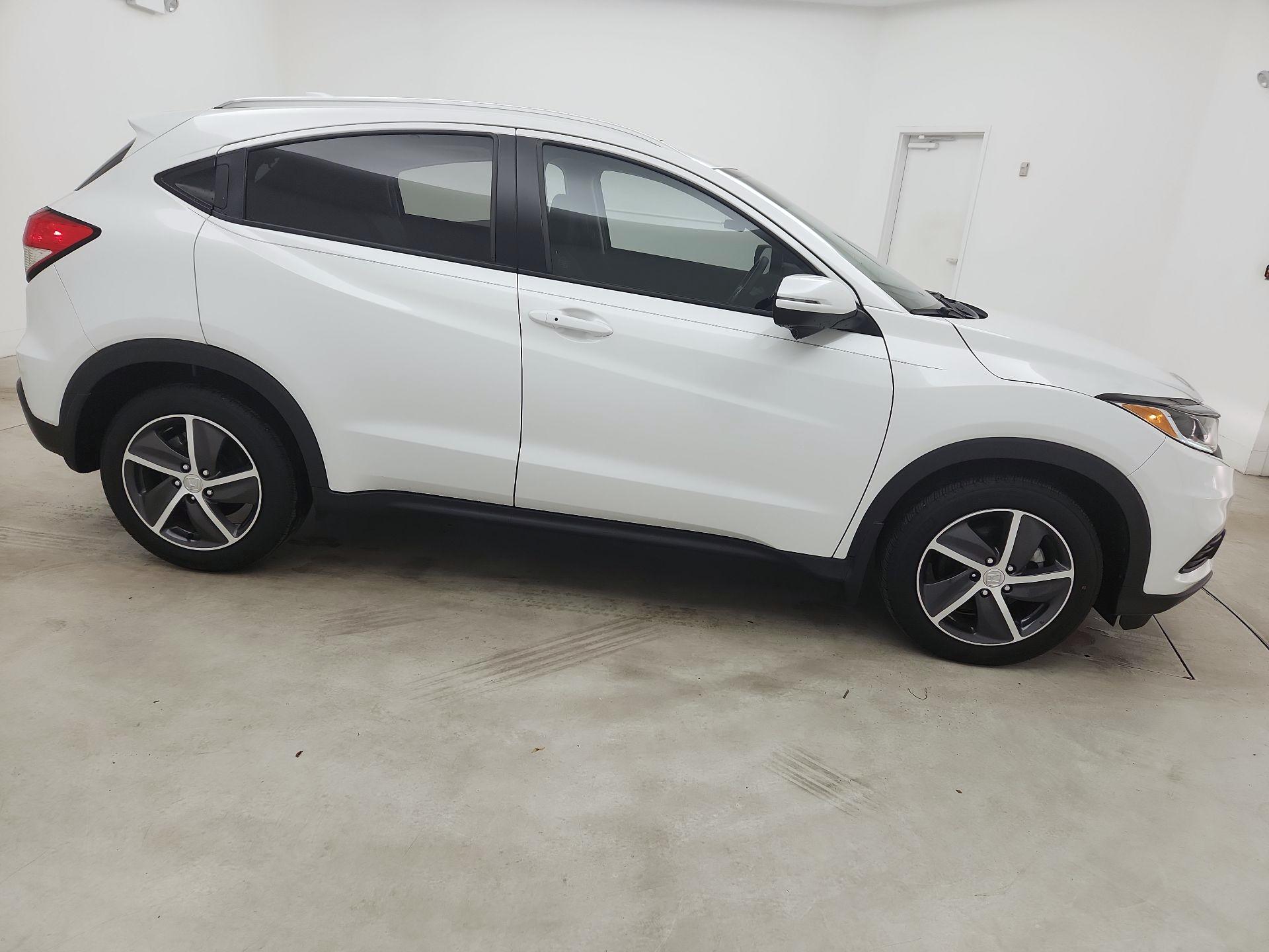 Thumbnail: 2022 Honda HR-V - 4