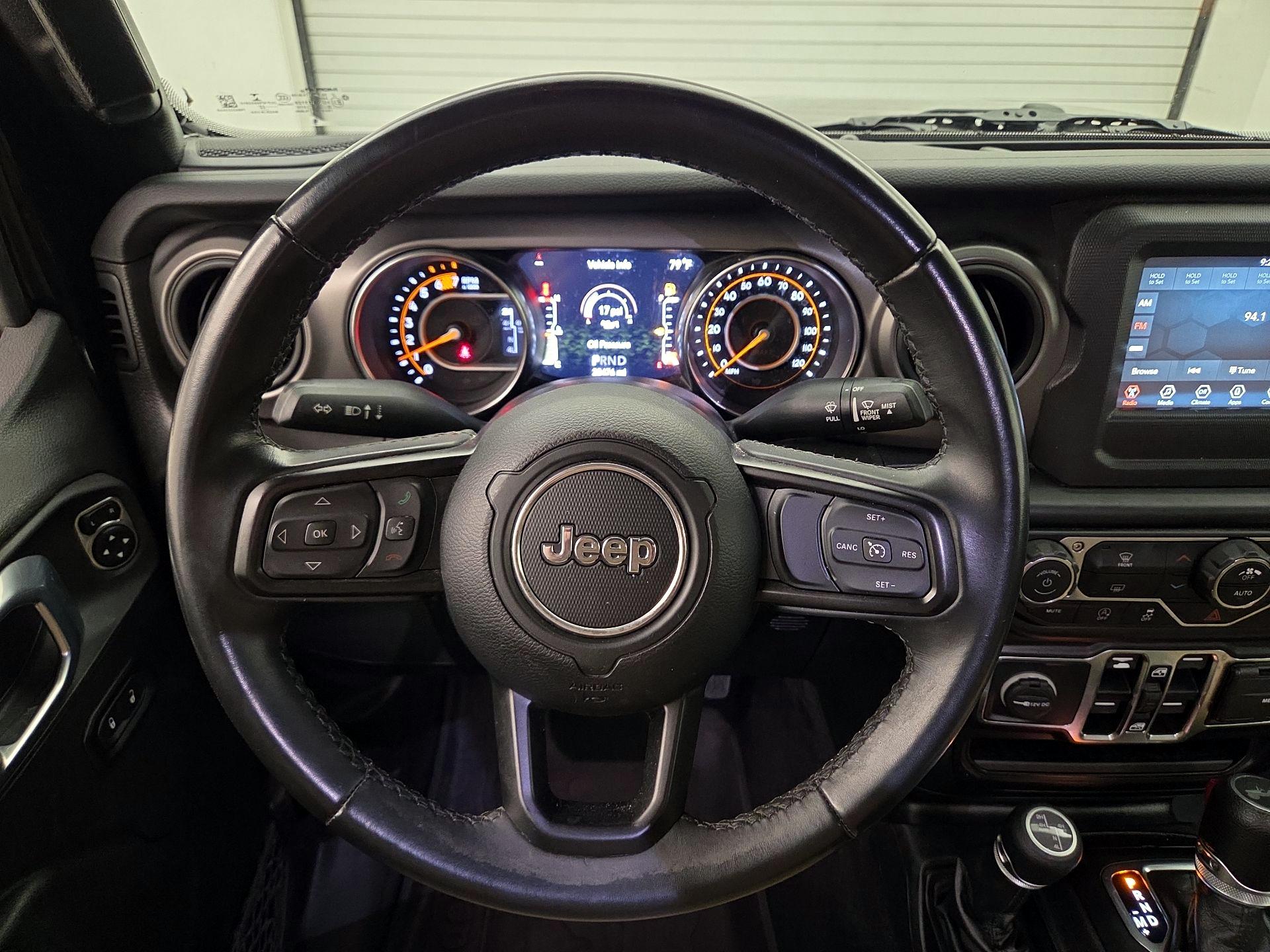 Thumbnail: 2022 Jeep Wrangler - 10