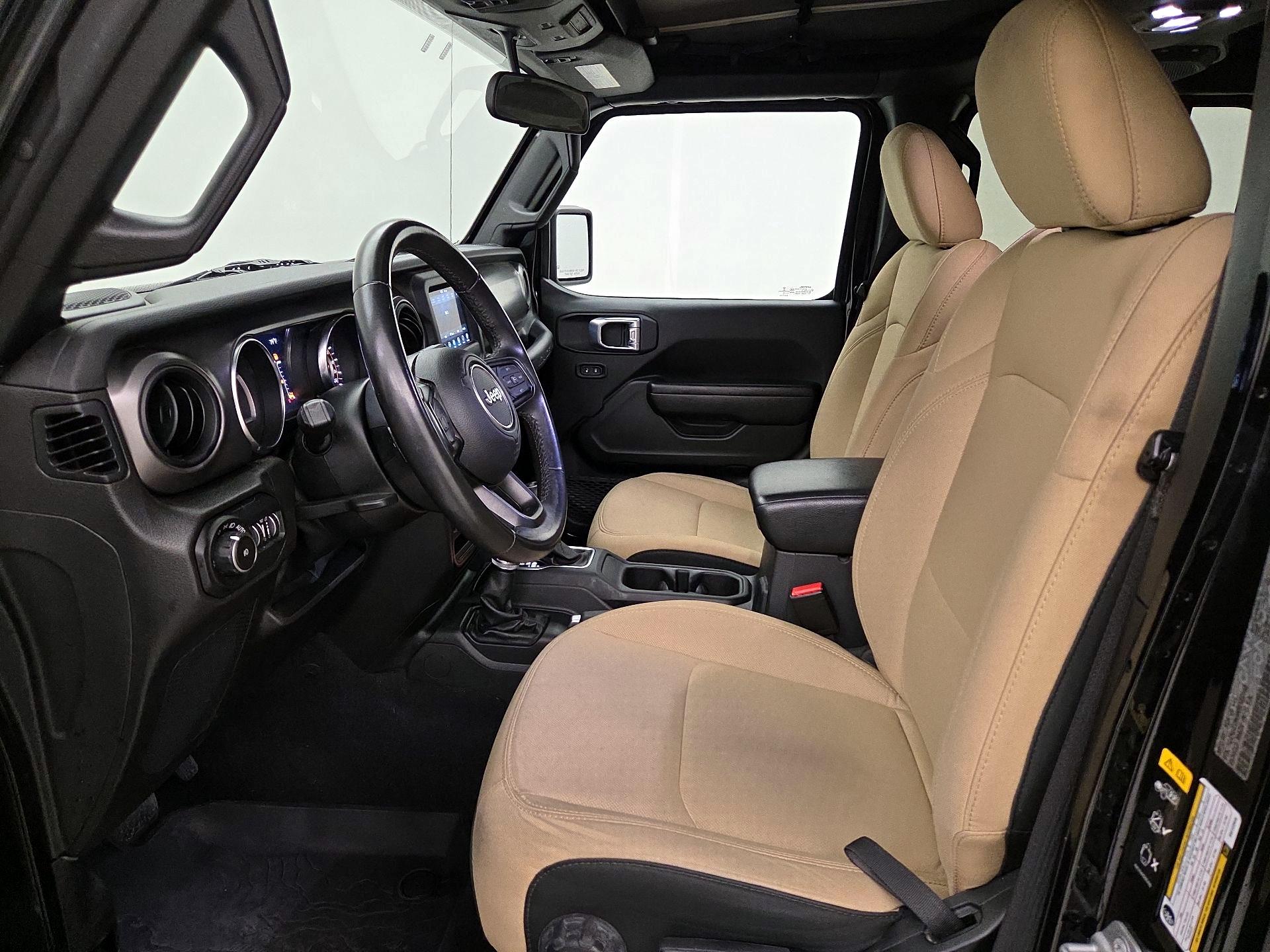 Thumbnail: 2022 Jeep Wrangler - 11