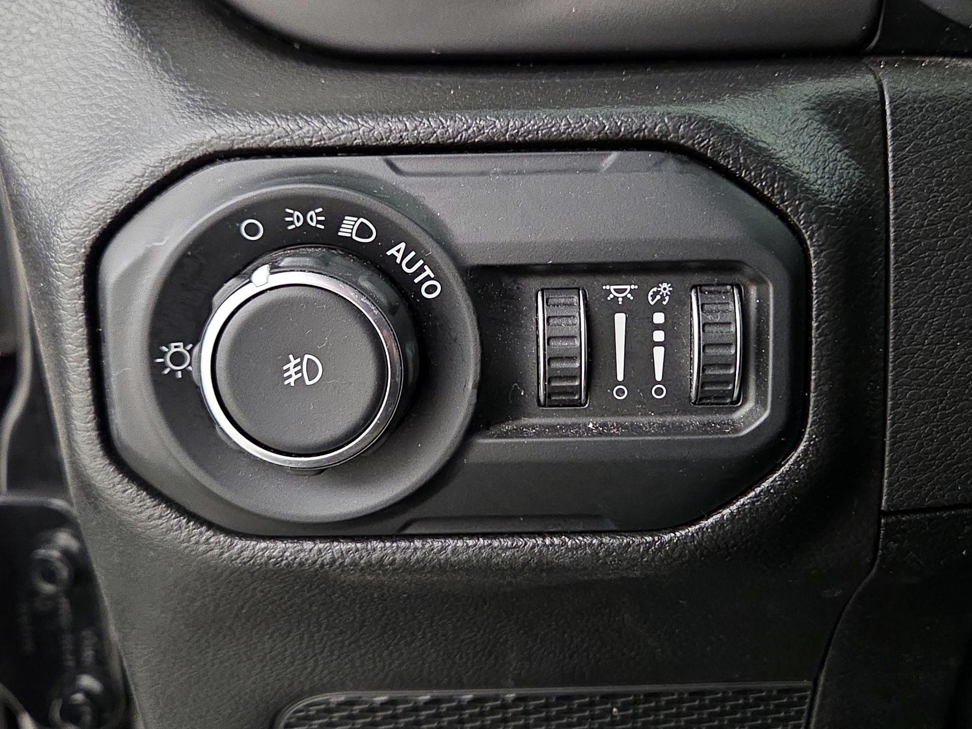 Thumbnail: 2022 Jeep Wrangler - 13