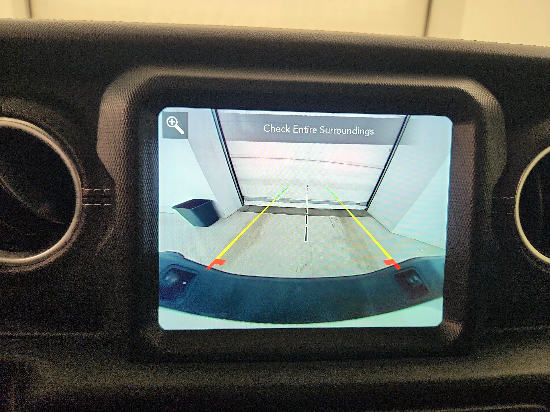 Thumbnail: 2022 Jeep Gladiator - 15