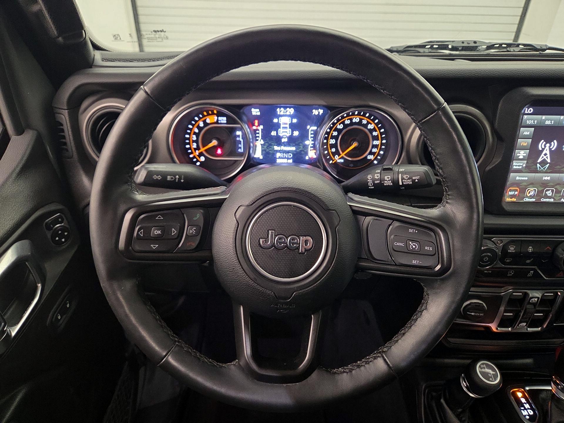 Thumbnail: 2022 Jeep Wrangler - 10