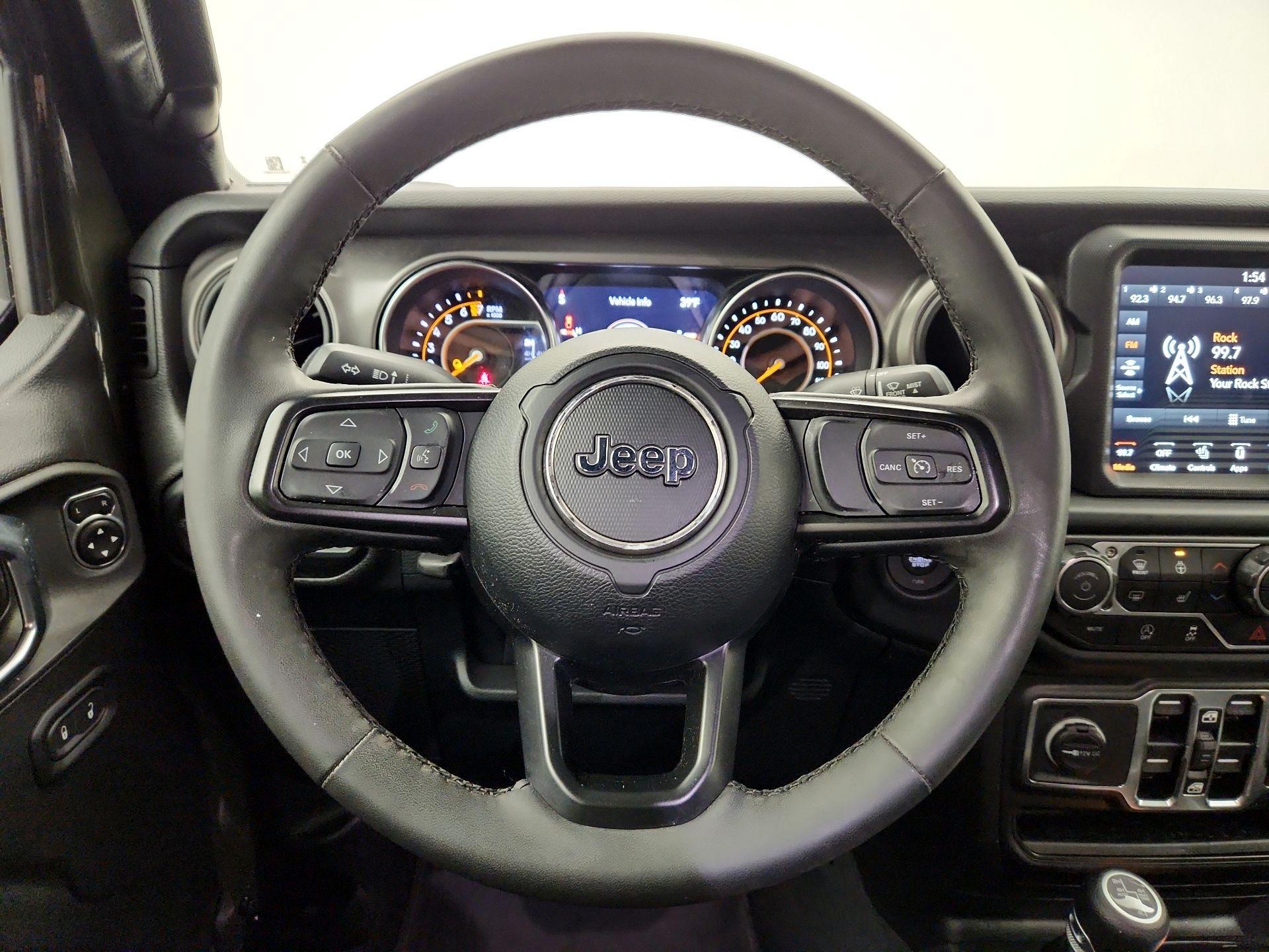 Thumbnail: 2023 Jeep Gladiator - 10