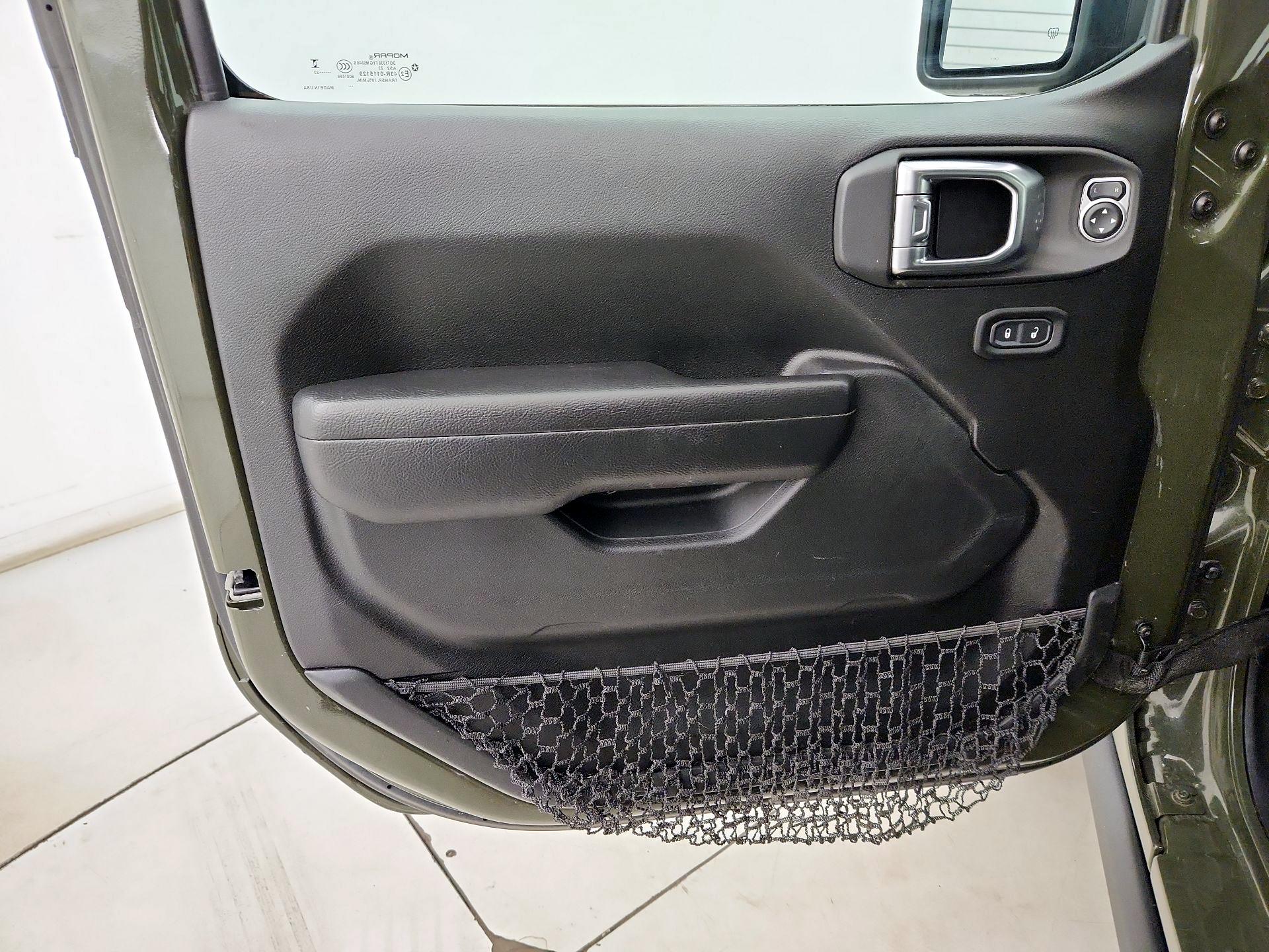 Thumbnail: 2023 Jeep Gladiator - 12