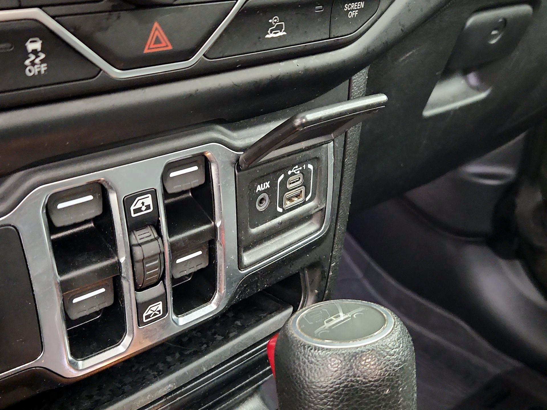 Thumbnail: 2023 Jeep Gladiator - 19