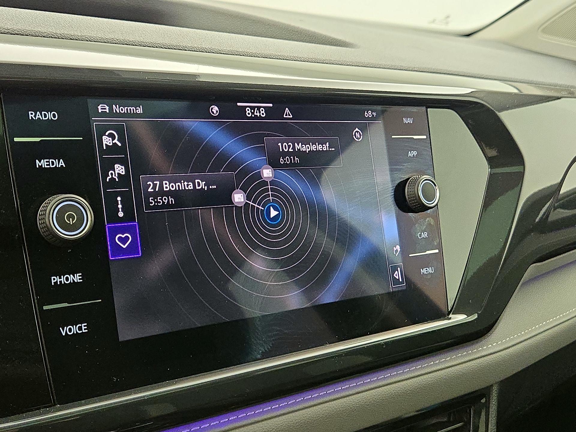 Thumbnail: 2022 Volkswagen Taos - 12