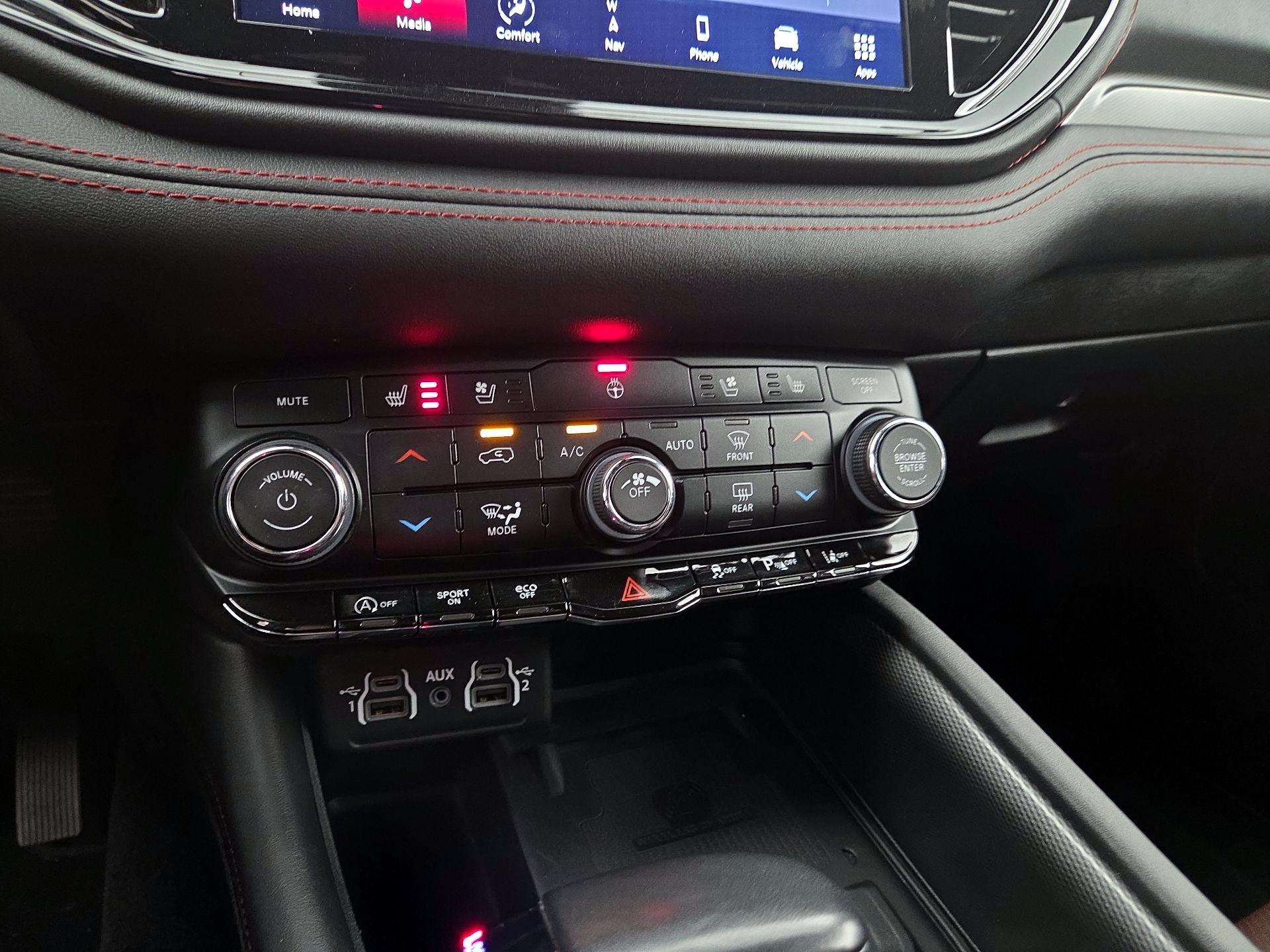 Thumbnail: 2024 Dodge Durango - 17