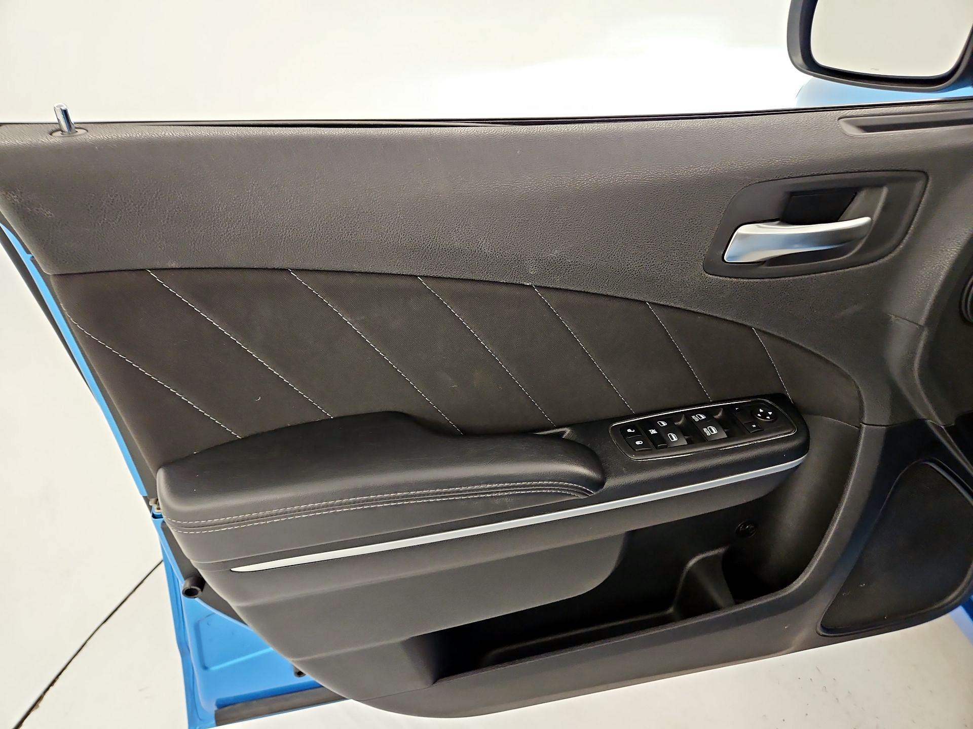 Thumbnail: 2023 Dodge Charger - 12