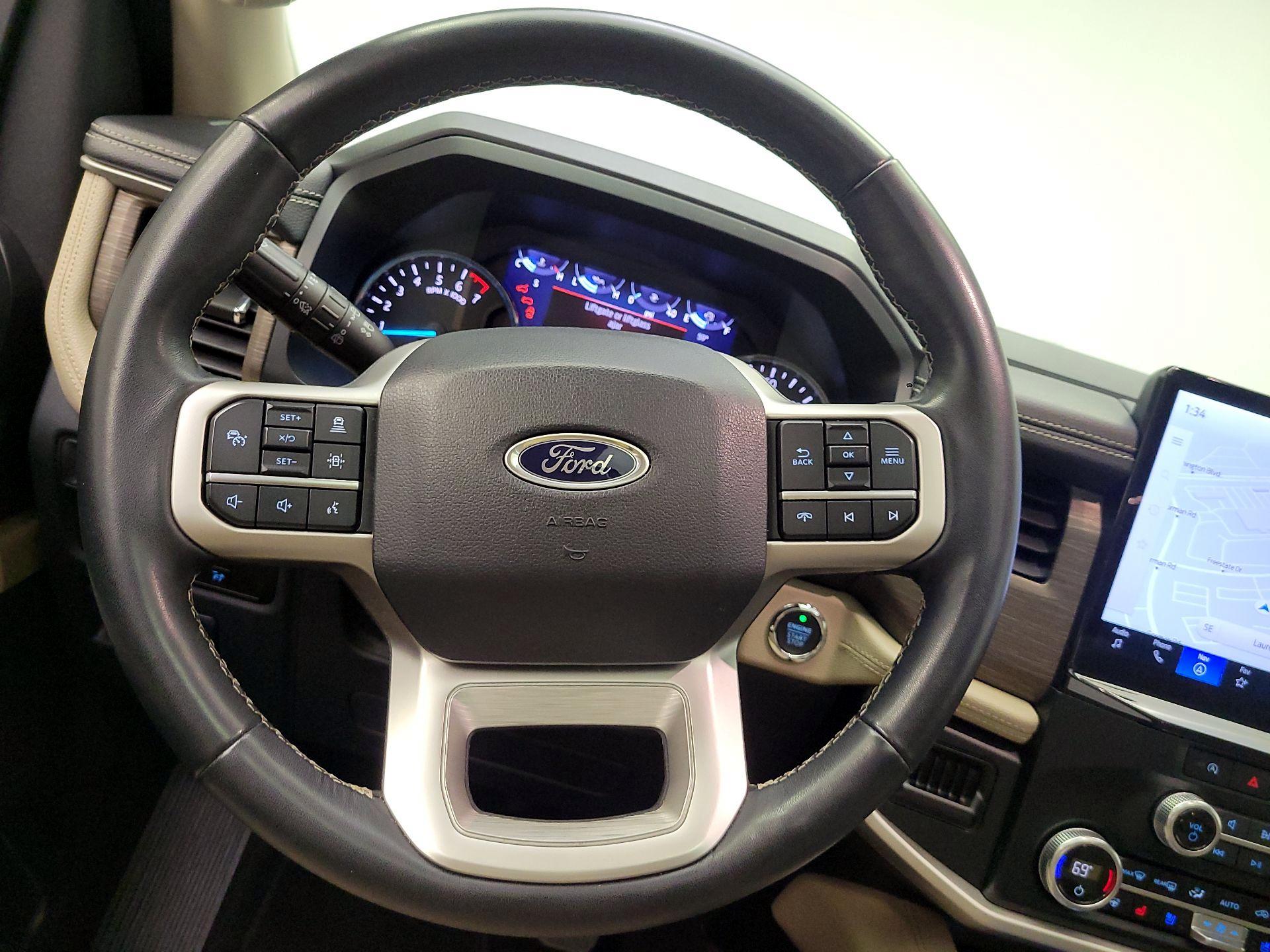 Thumbnail: 2024 Ford Expedition - 10