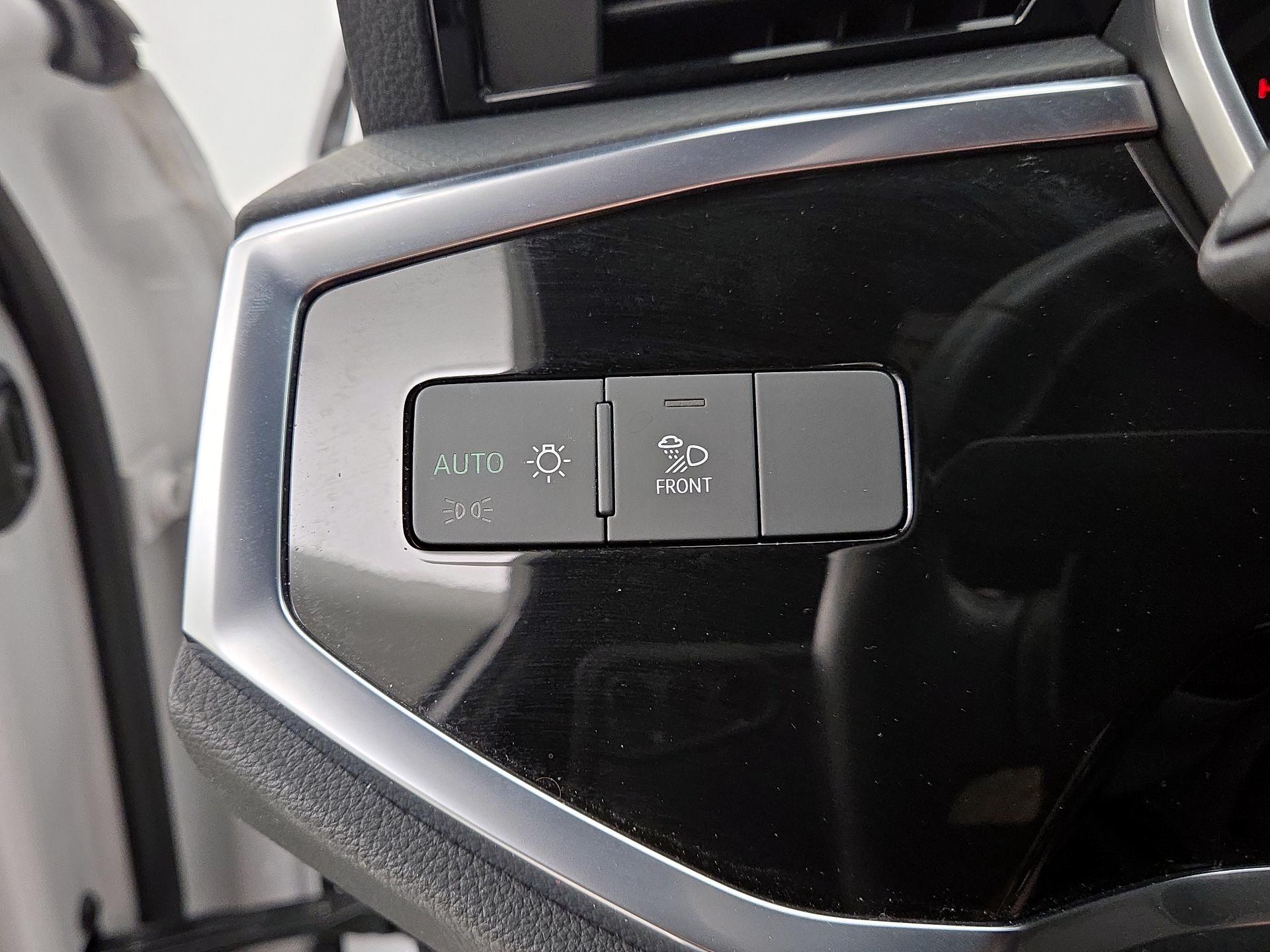 Thumbnail: 2024 Audi Q3 - 13