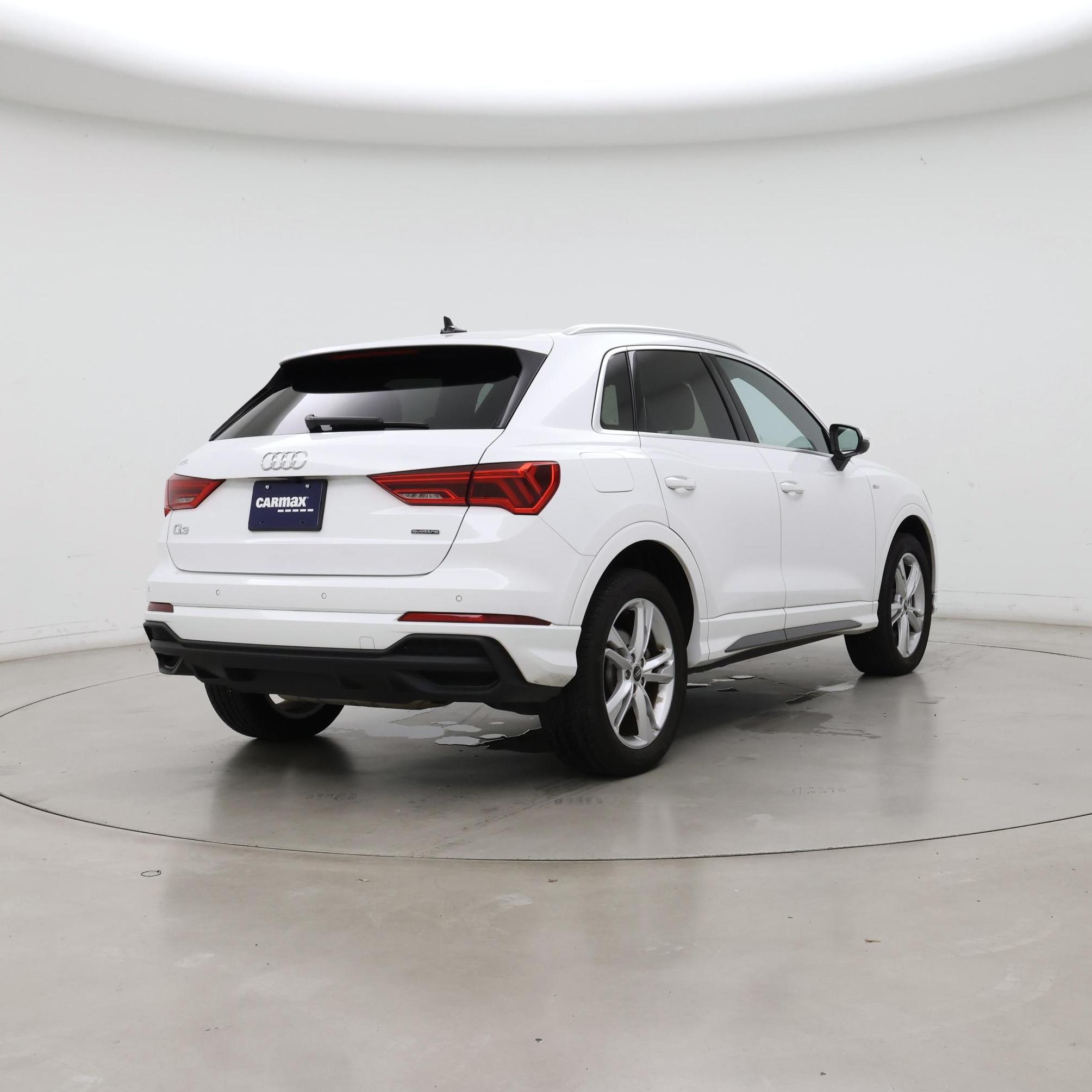 Thumbnail: 2024 Audi Q3 - 8