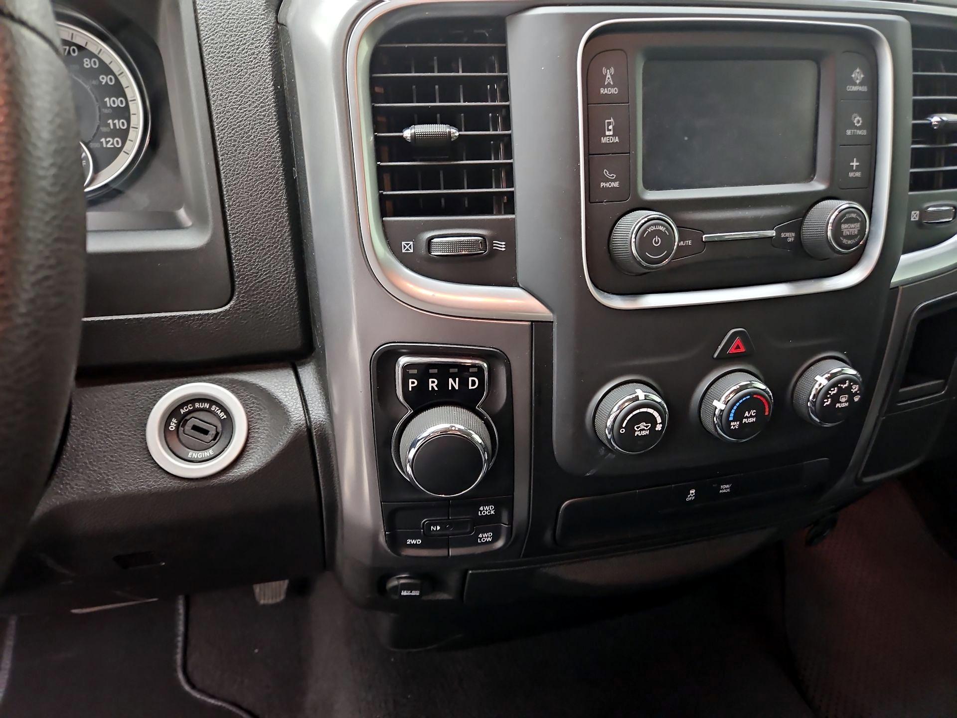 Thumbnail: 2024 RAM 1500 Classic - 15