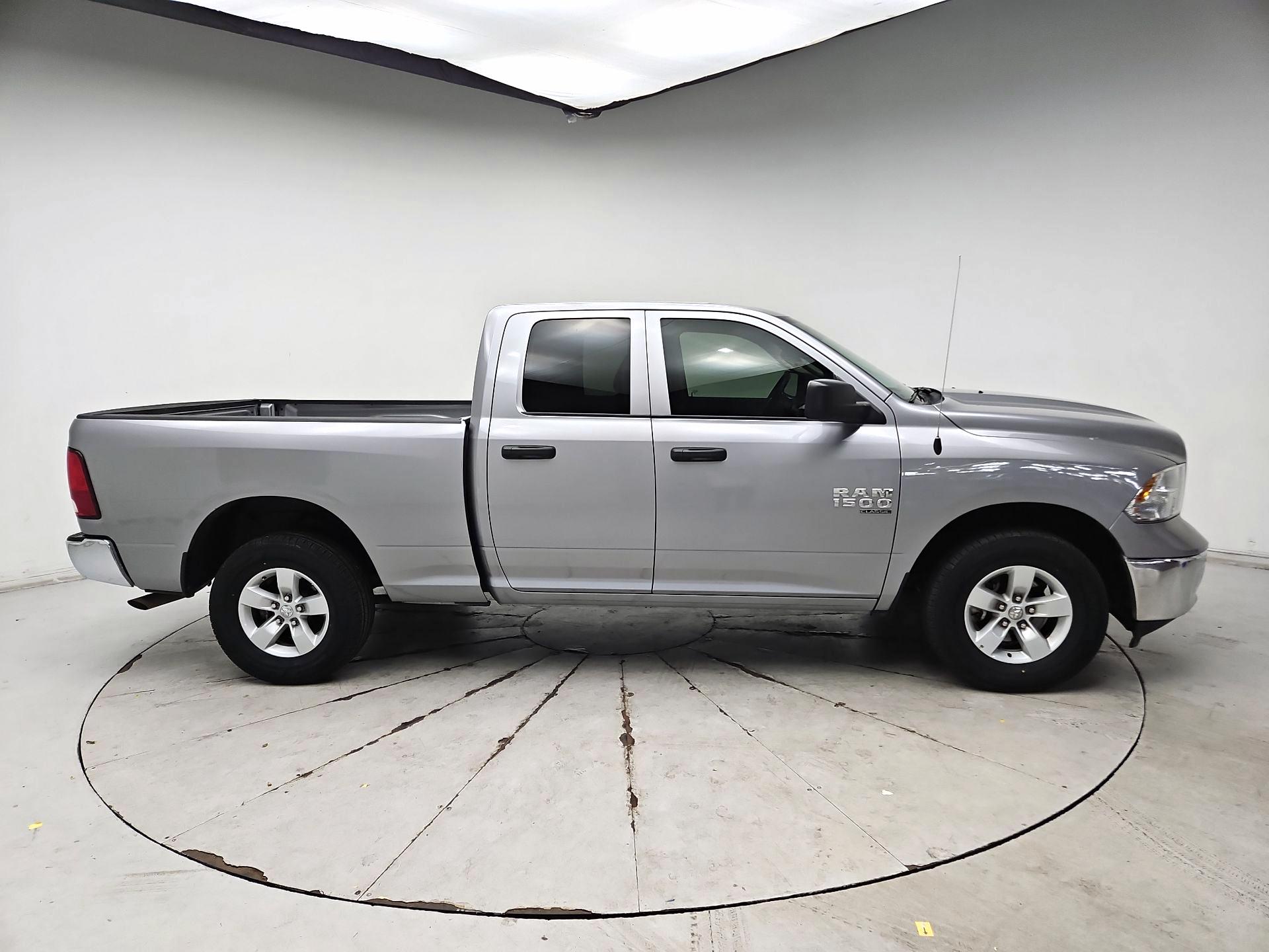 Thumbnail: 2024 RAM 1500 Classic - 4