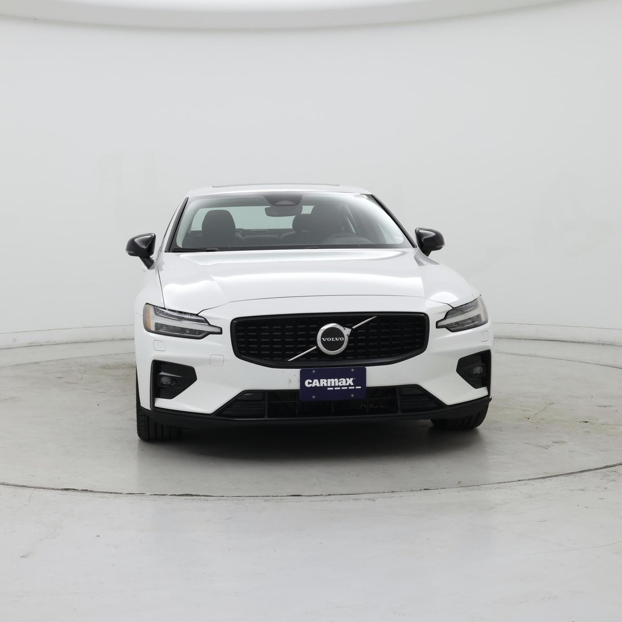 Thumbnail: 2024 Volvo S60 - 5