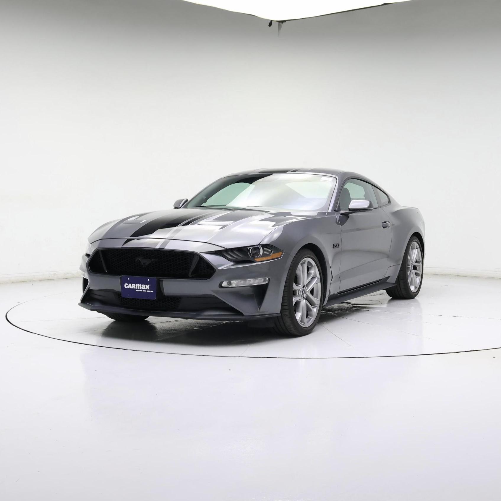 Thumbnail: 2022 Ford Mustang - 4