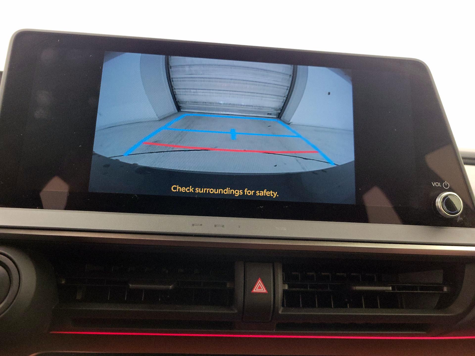 Thumbnail: 2024 Toyota Prius Prime - 14