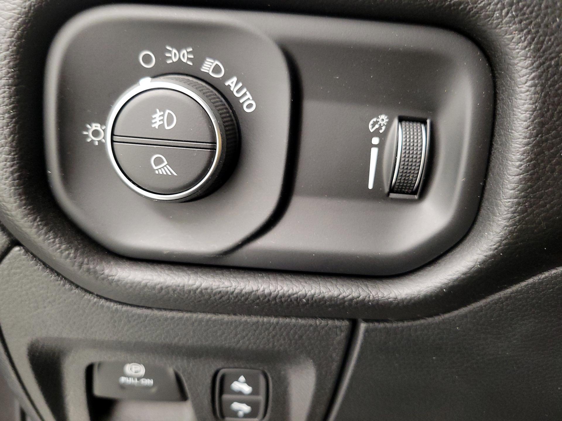 Thumbnail: 2022 RAM 1500 - 13