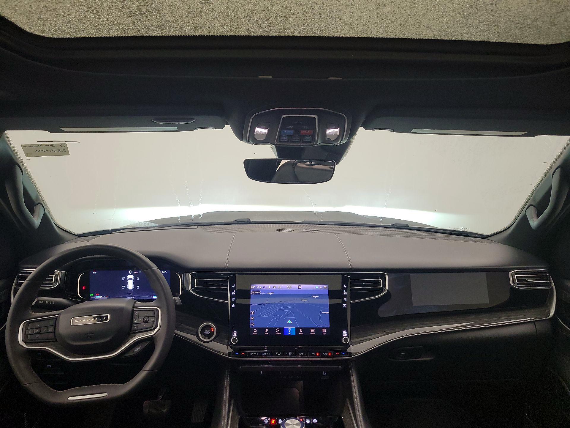 Thumbnail: 2022 Jeep Wagoneer - 9