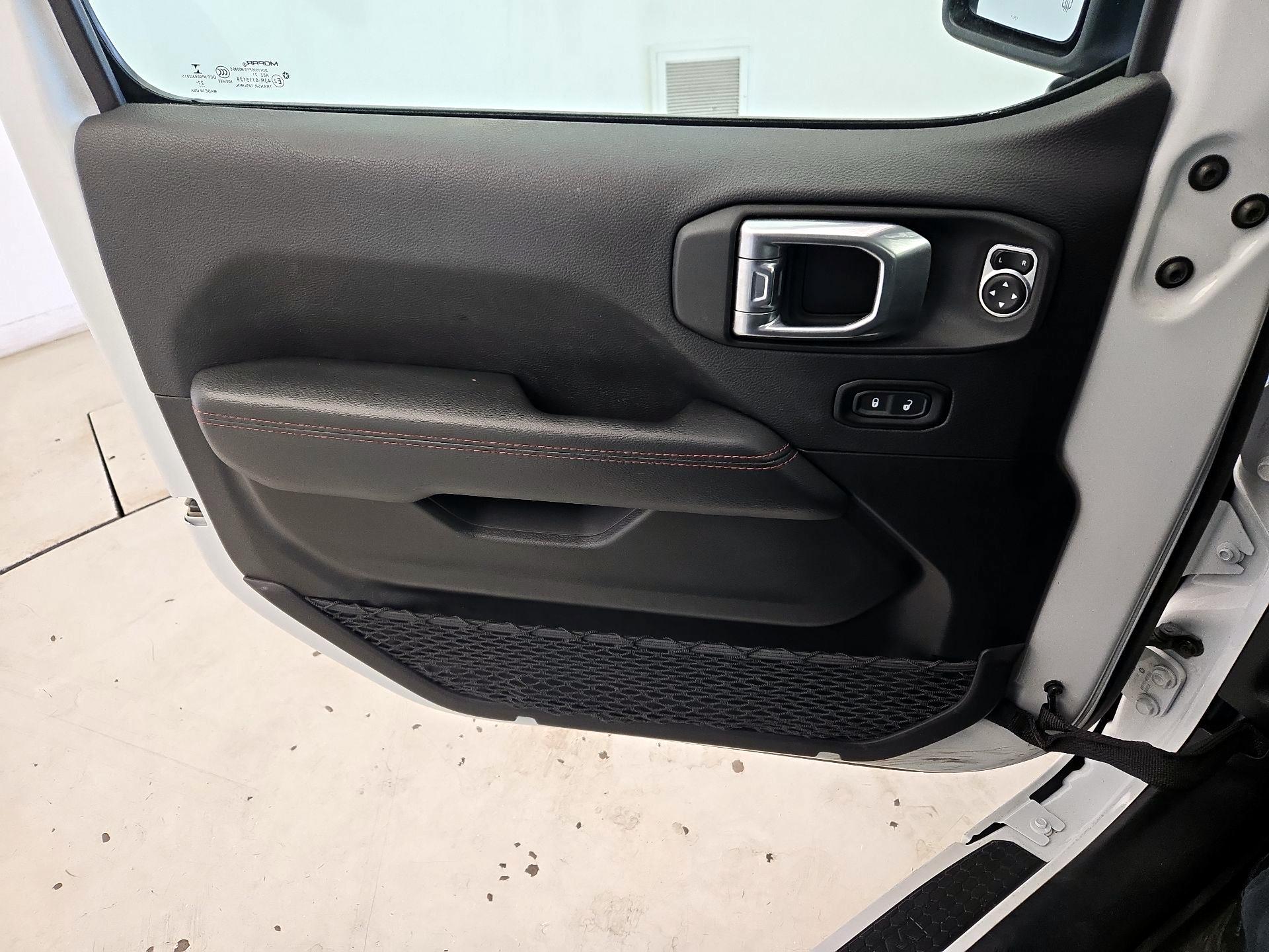 Thumbnail: 2022 Jeep Wrangler - 12