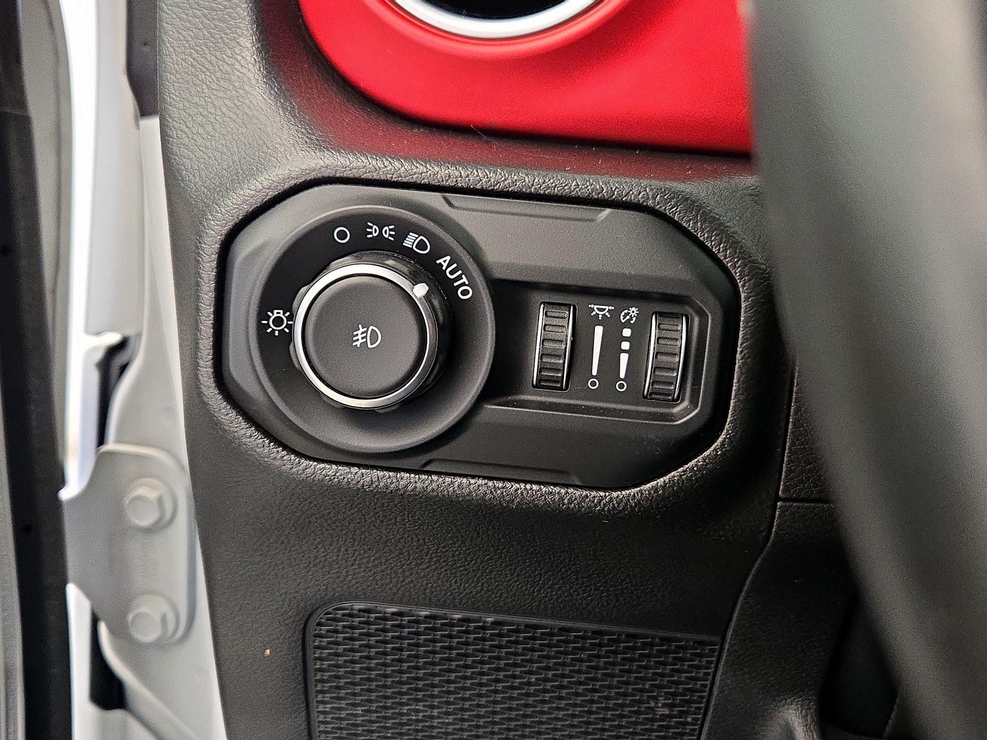 Thumbnail: 2022 Jeep Wrangler - 13