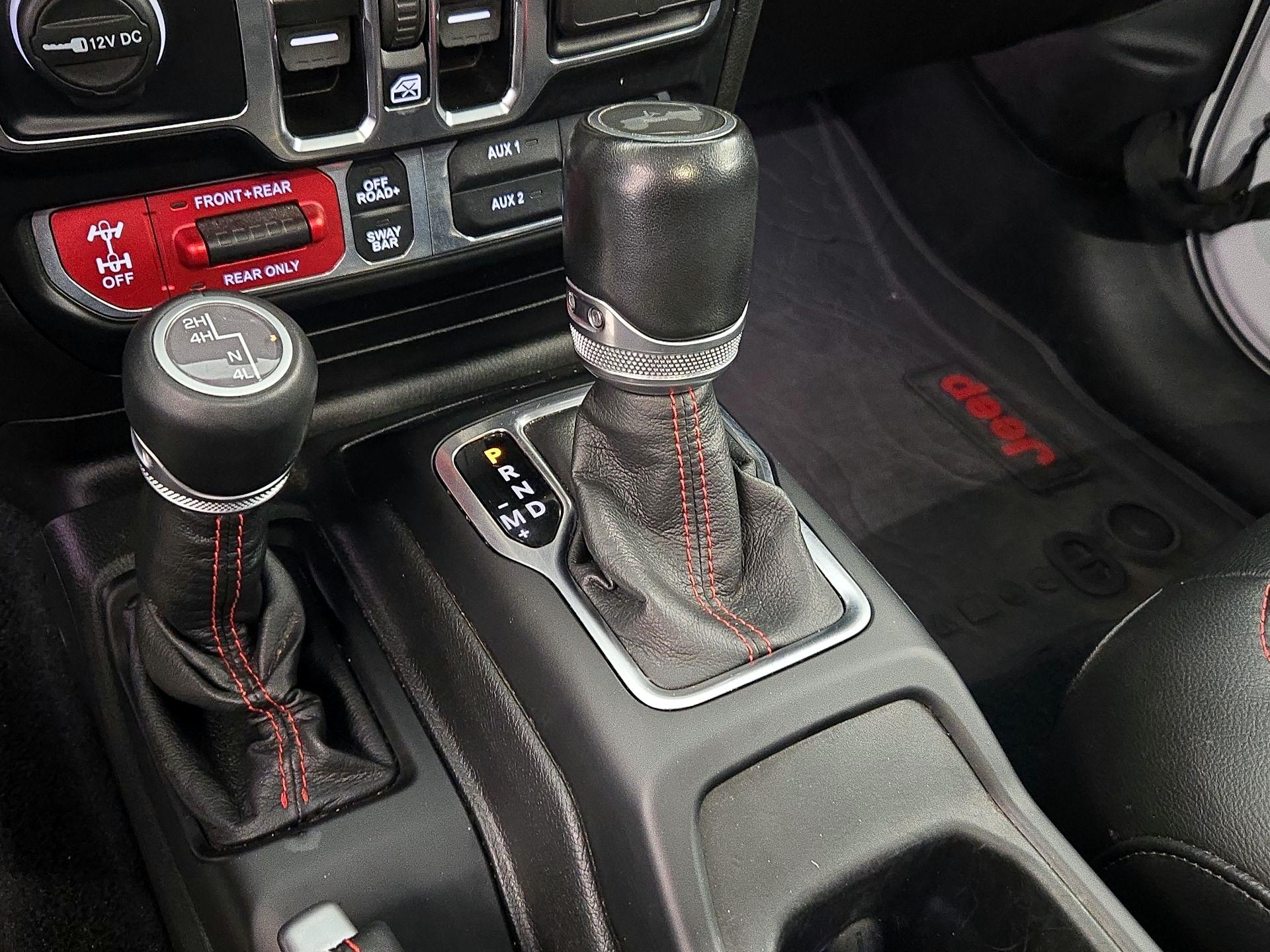 Thumbnail: 2022 Jeep Wrangler - 18