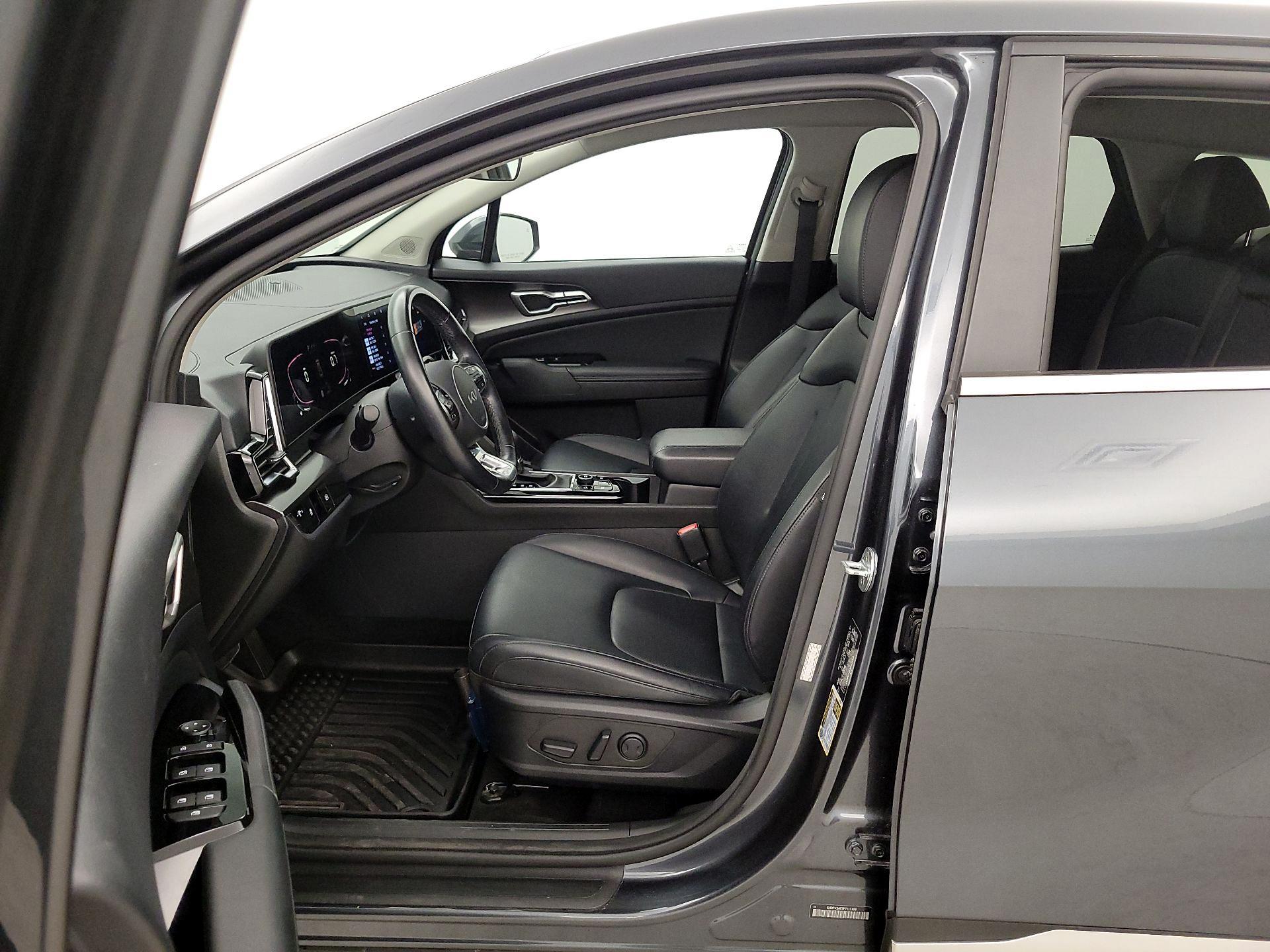 Thumbnail: 2023 Kia Sportage - 11