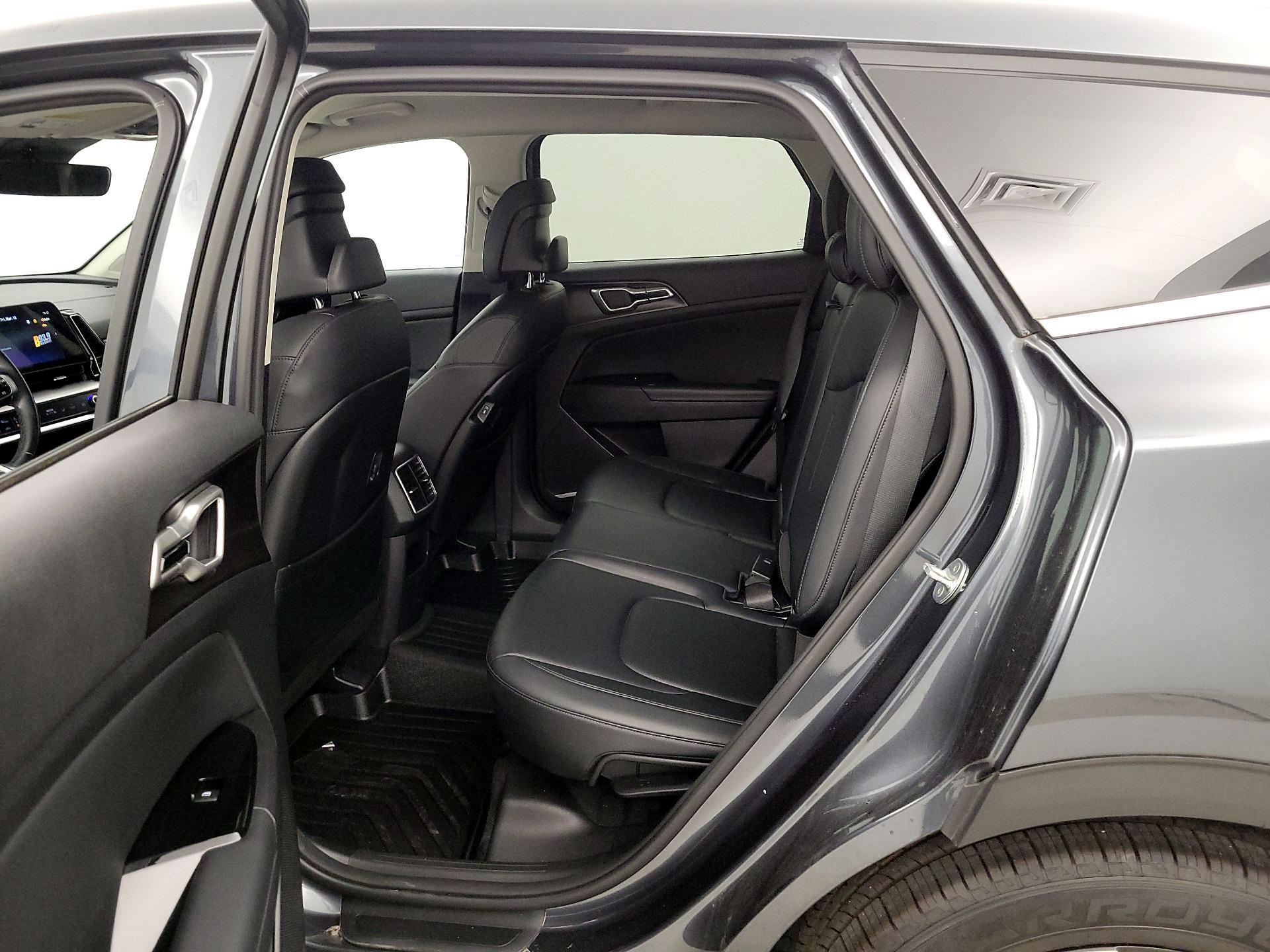 Thumbnail: 2023 Kia Sportage - 19