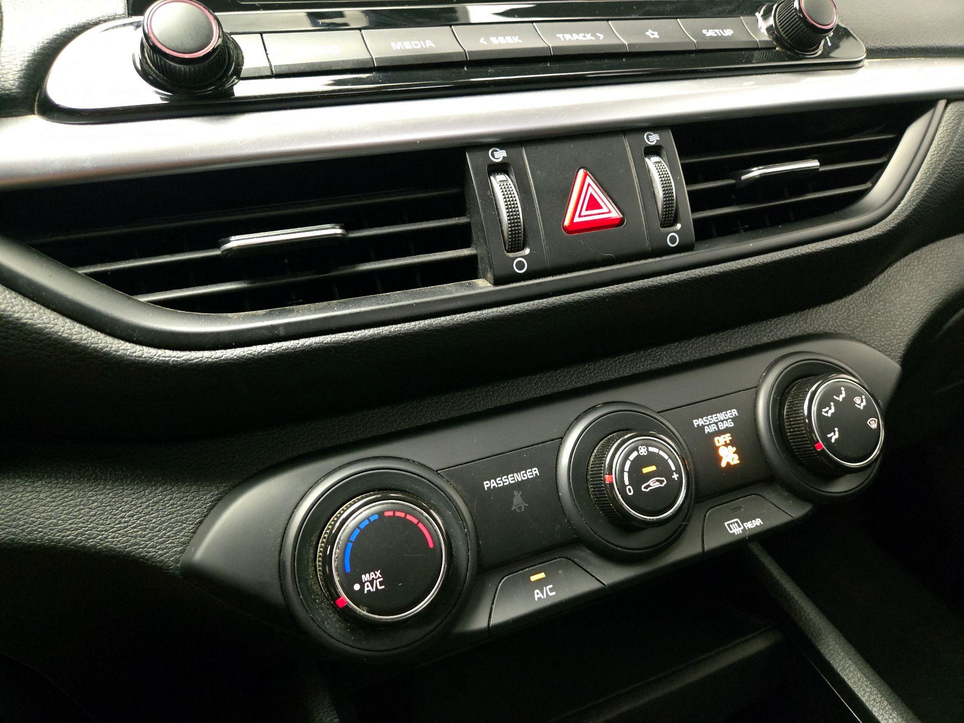 Thumbnail: 2024 Kia Forte - 16