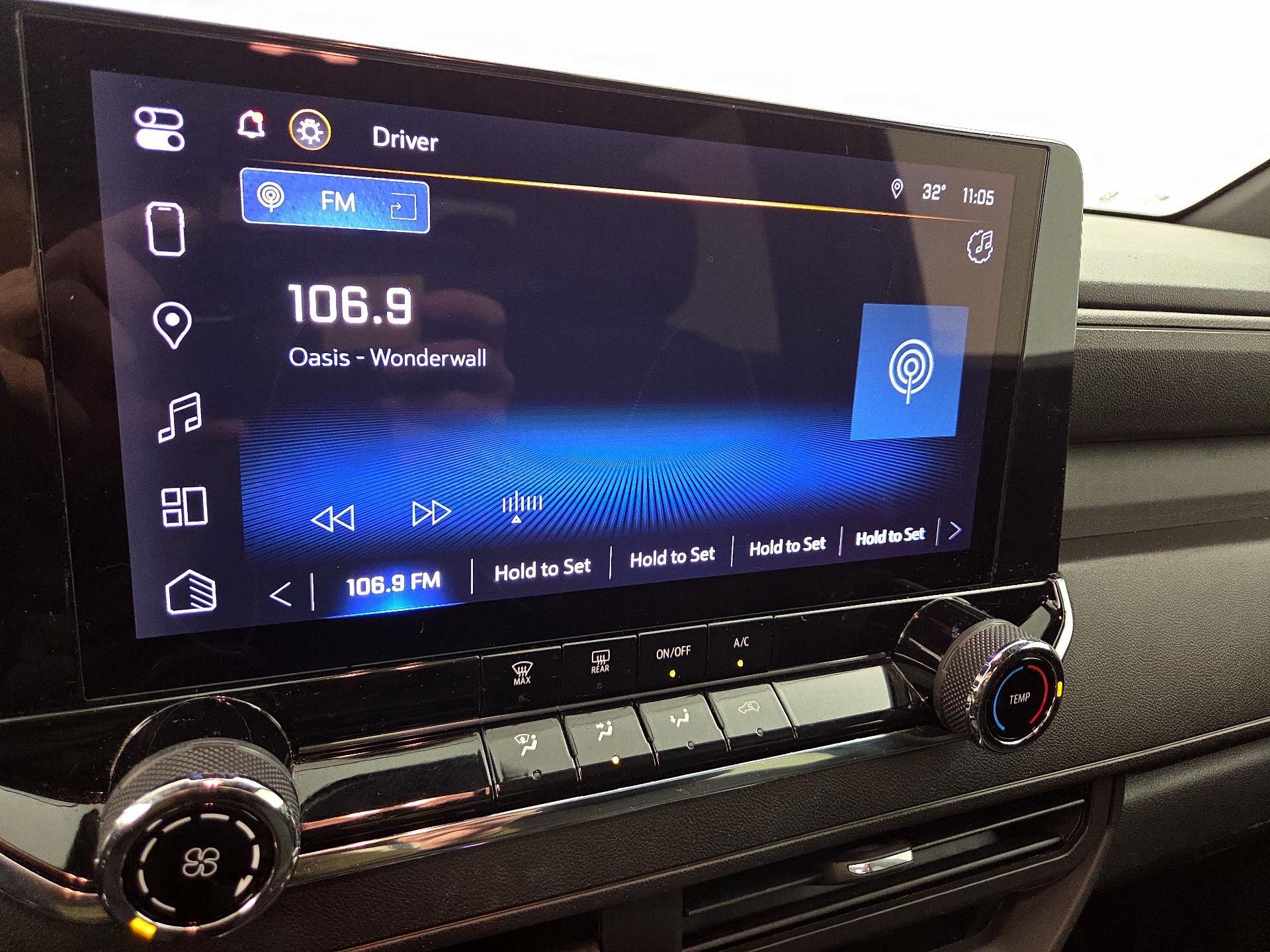 Thumbnail: 2023 Chevrolet Colorado - 15