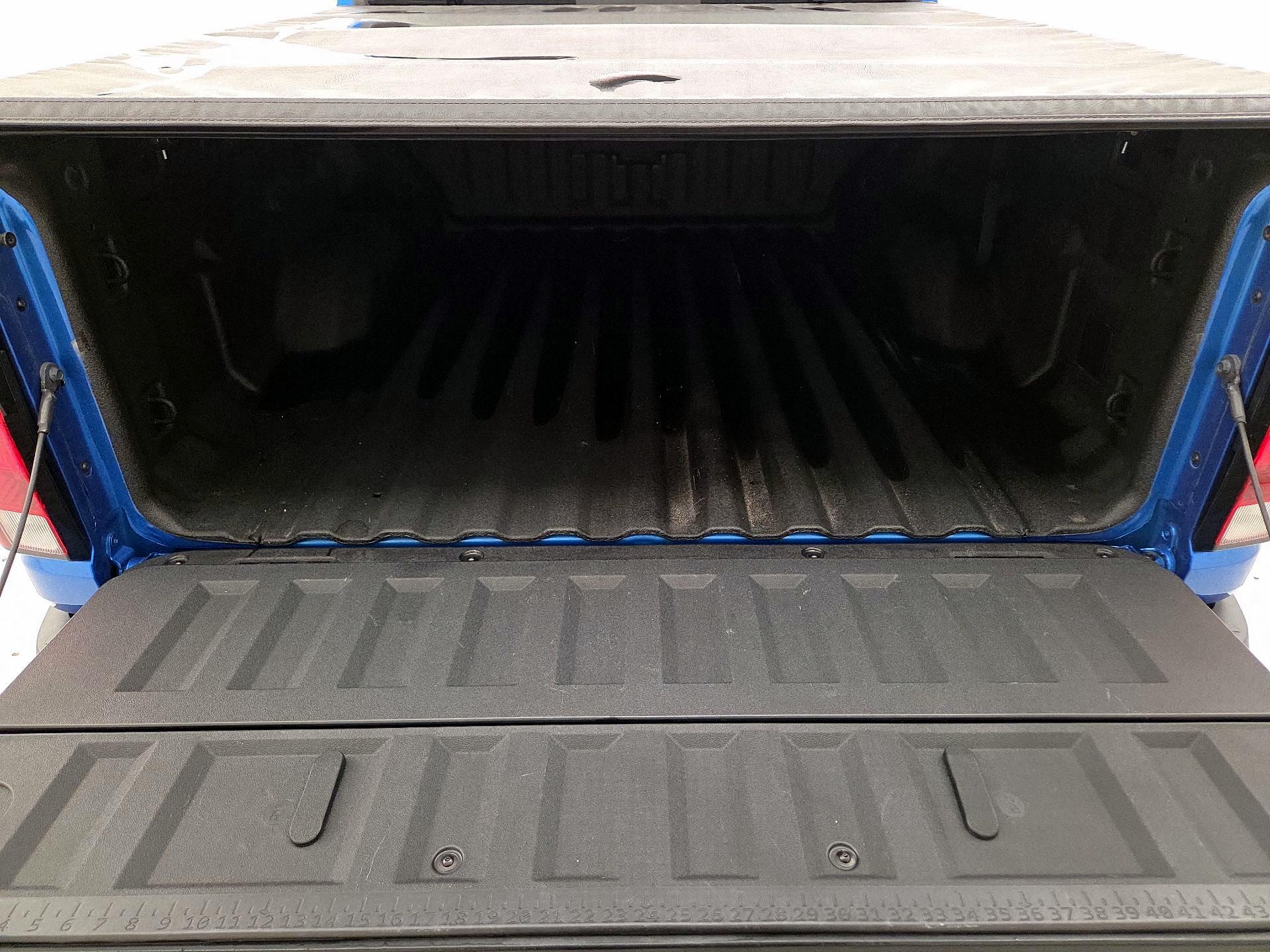 Thumbnail: 2023 Chevrolet Colorado - 20