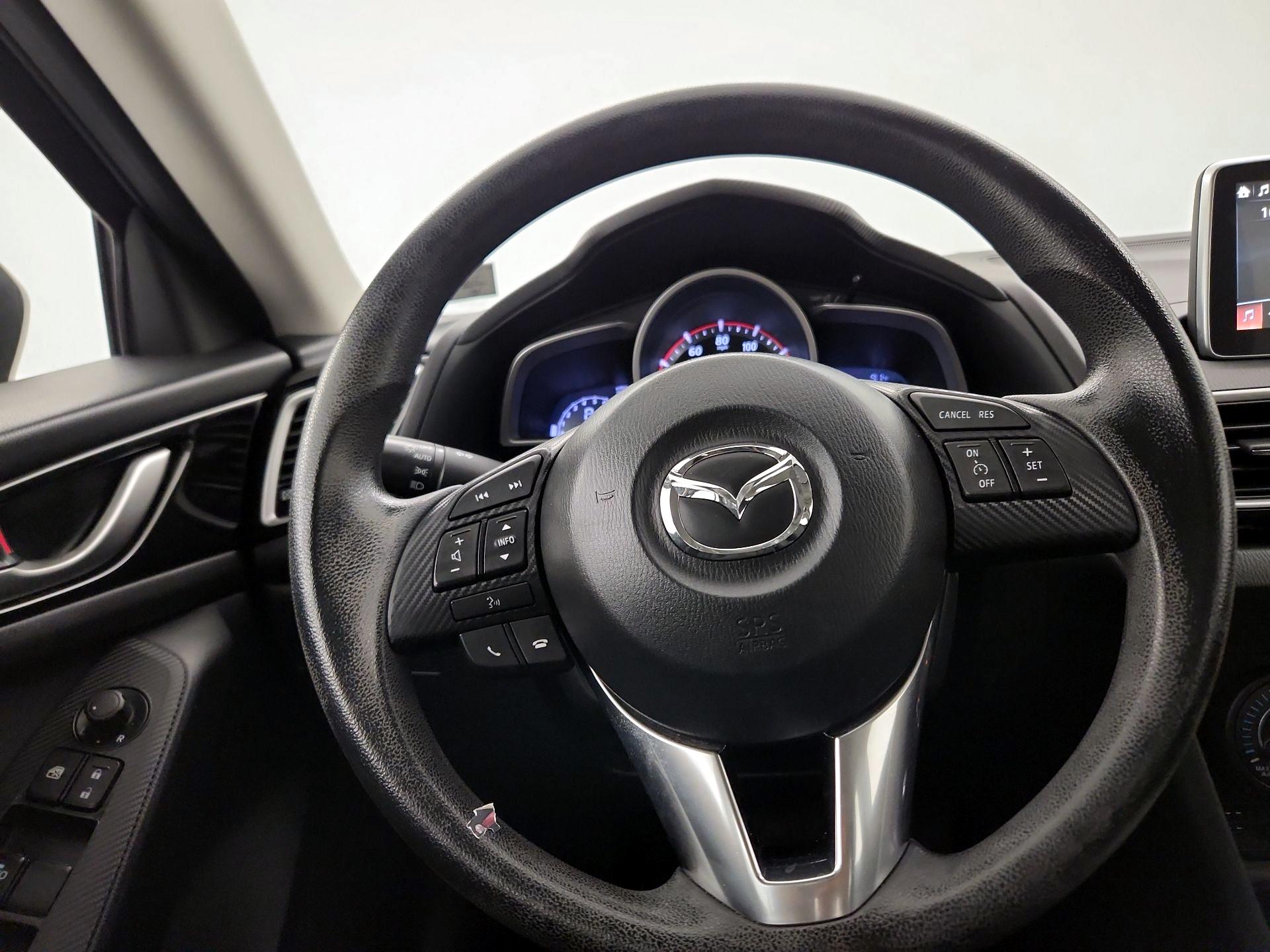 Thumbnail: 2016 Mazda Mazda3 - 10