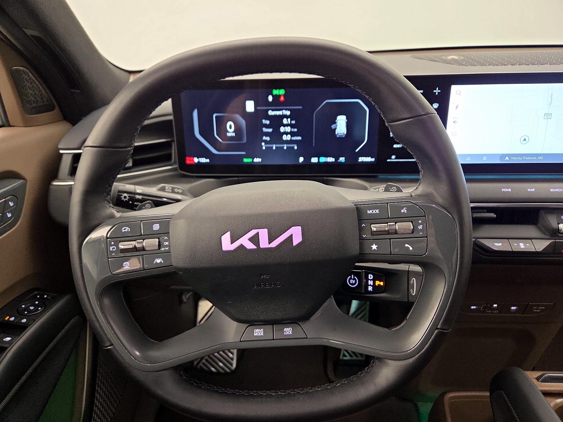 Thumbnail: 2024 Kia EV9 - 10